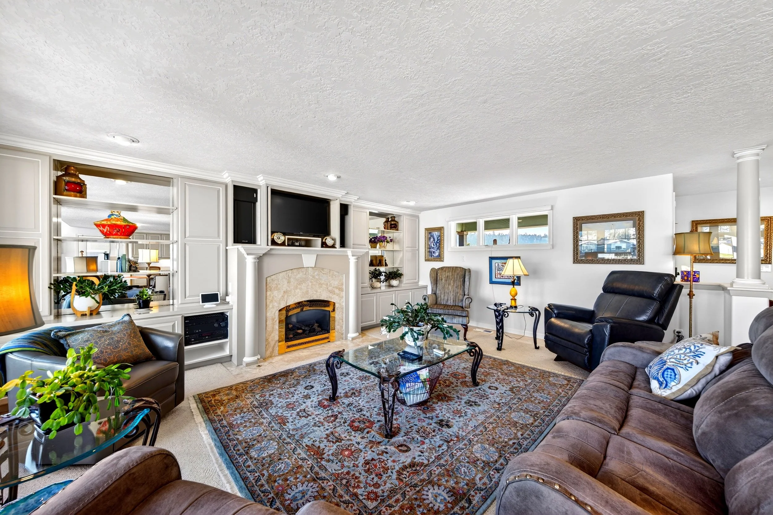 1911 Bay Place-41.jpg