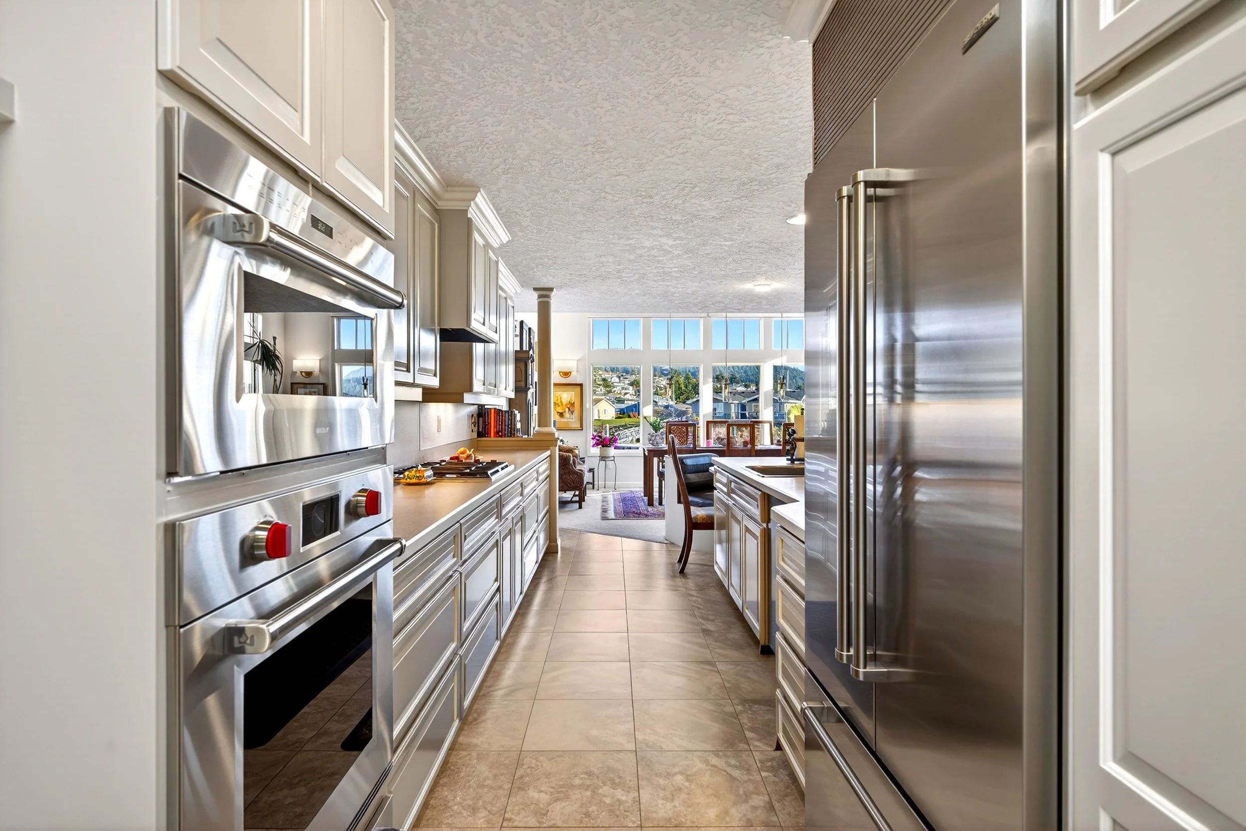 1911 Bay Place-45.jpg