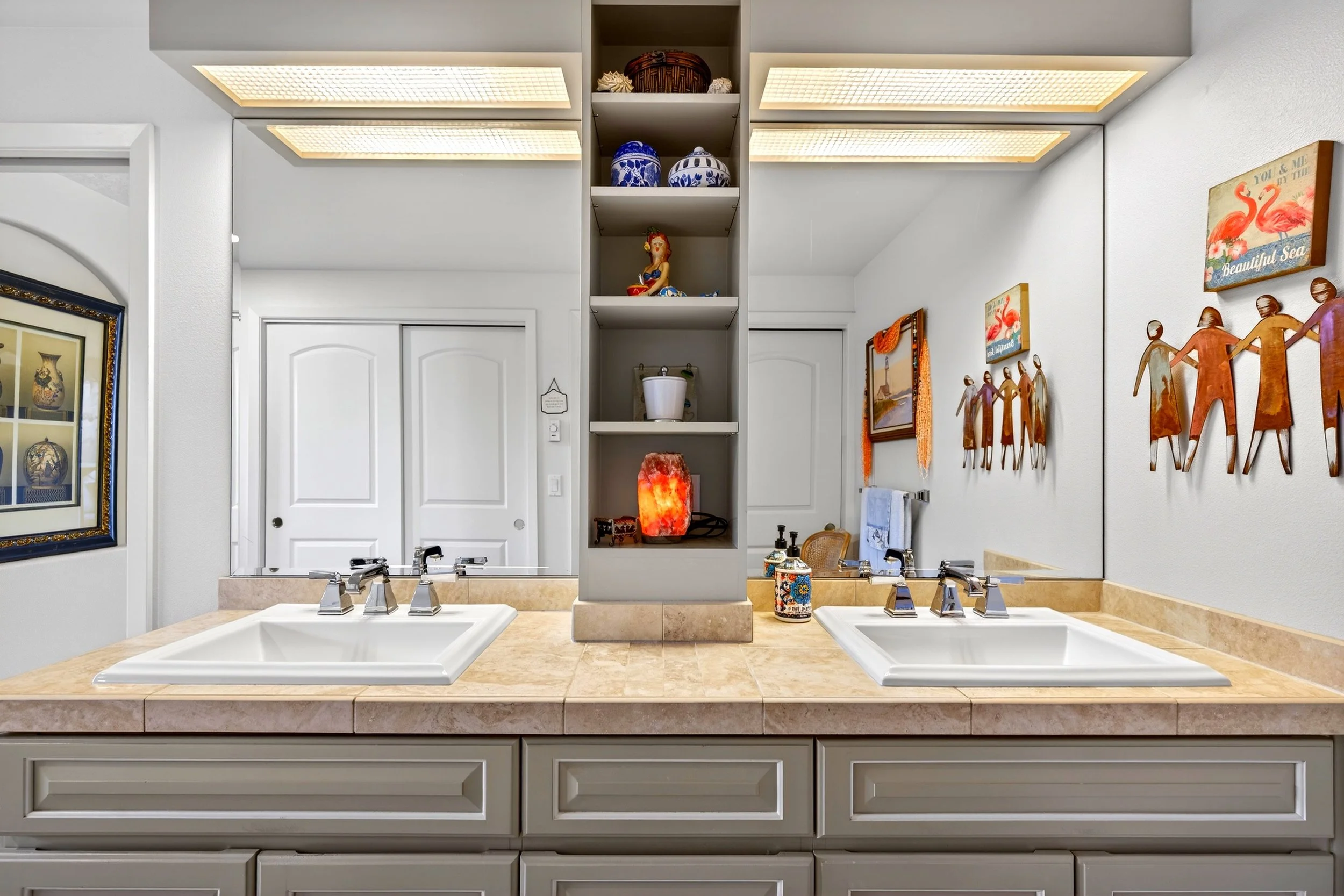 1911 Bay Place-55.jpg