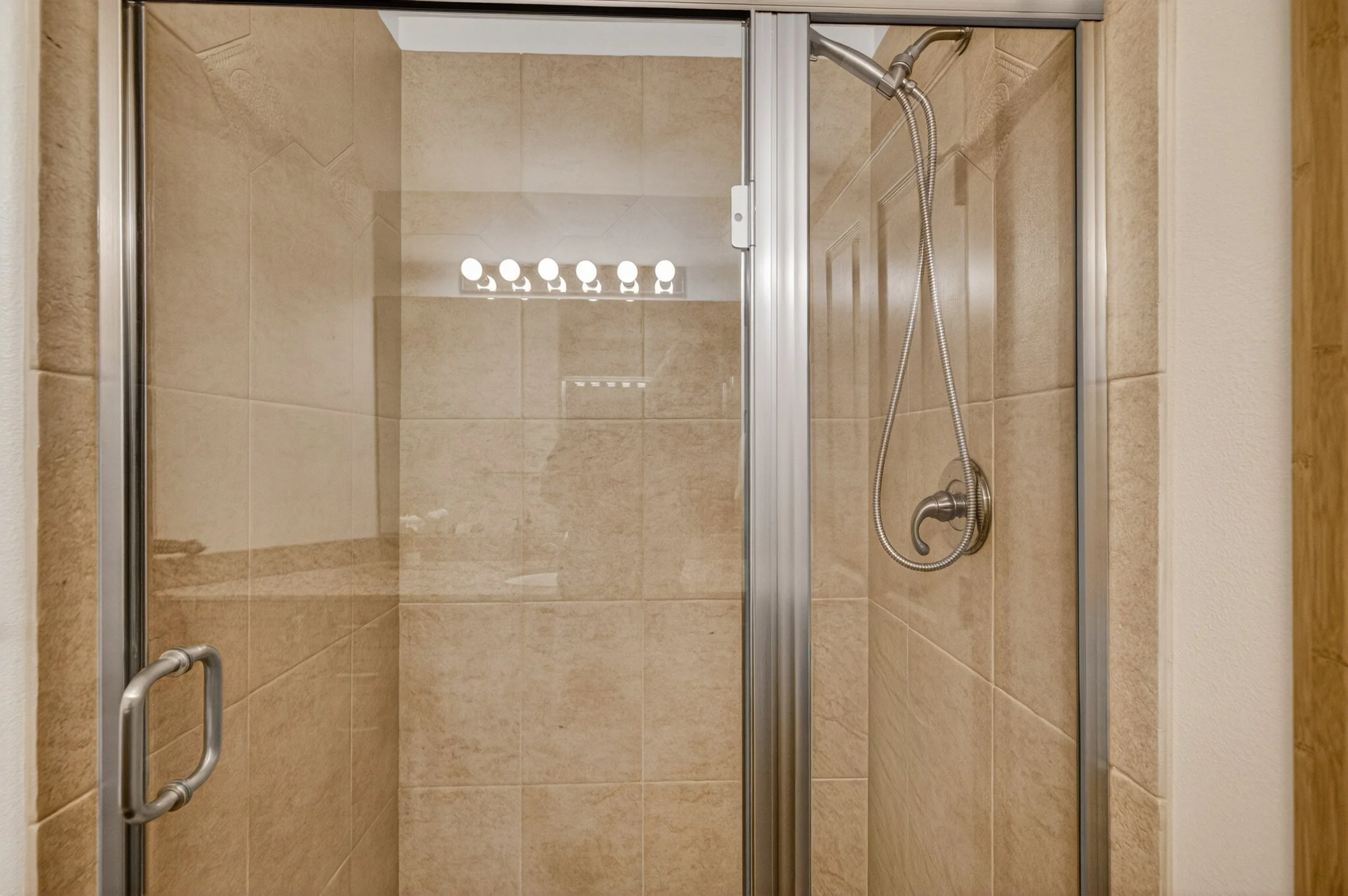 5309 Doon way-24.jpg