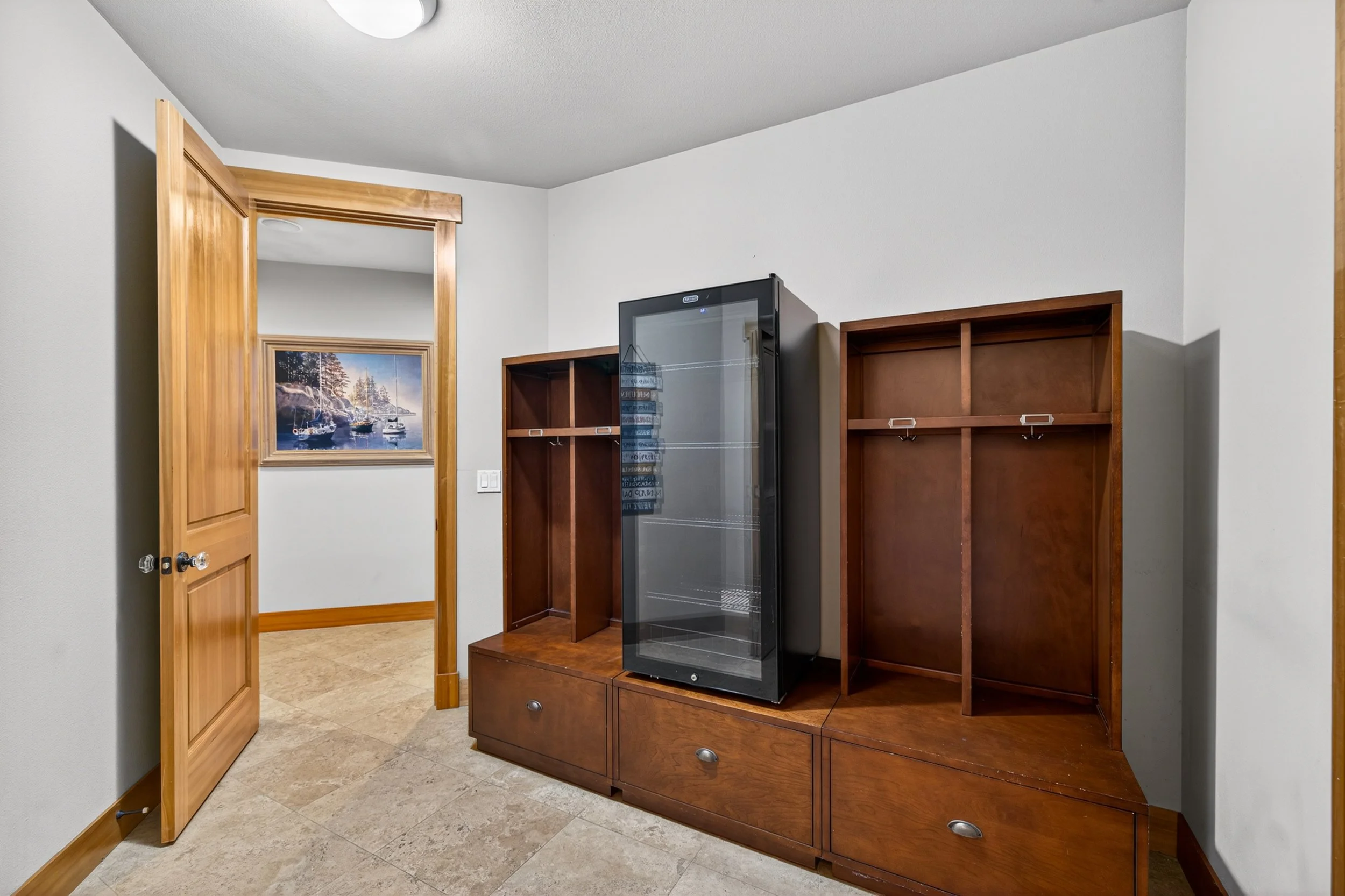 866 Kalispell Dr-31.jpg