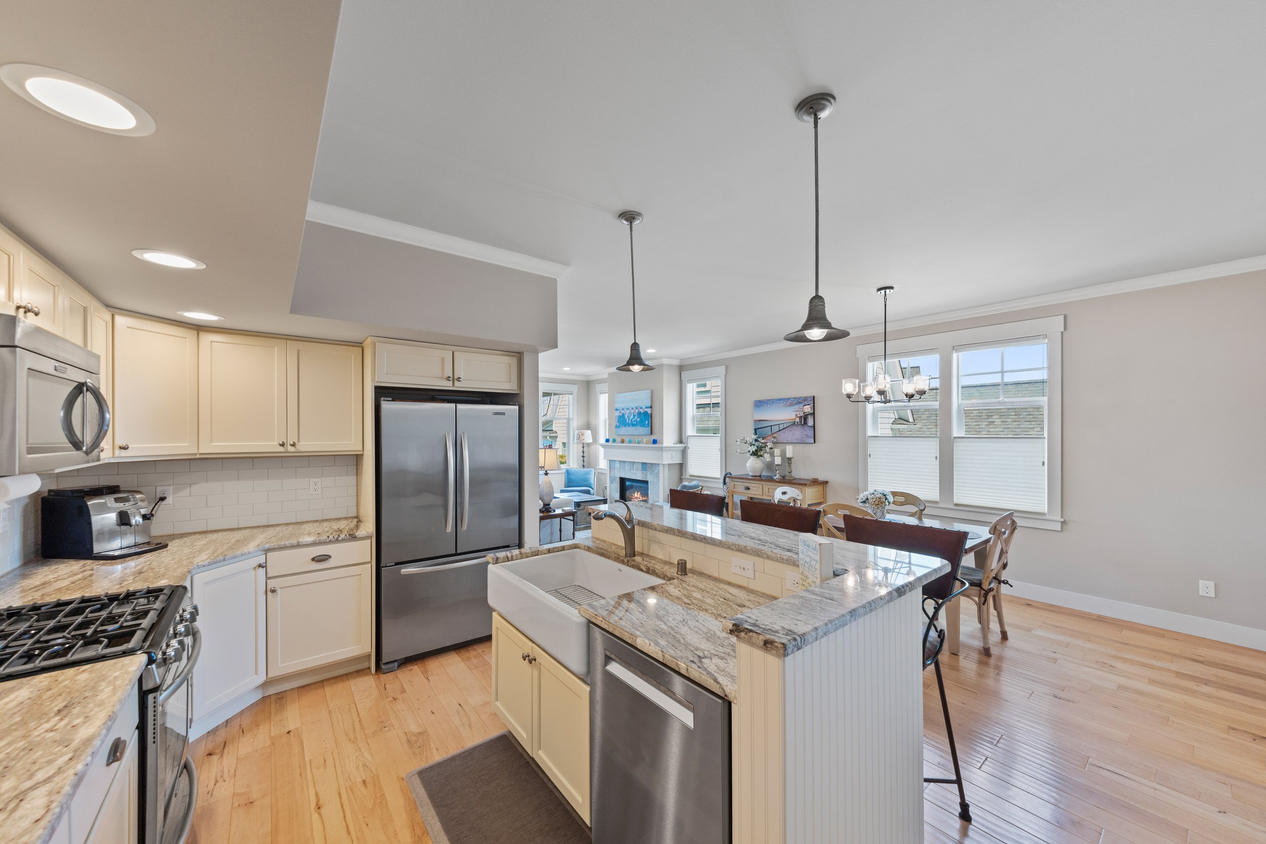 4417 Schooner Dr-11.jpg