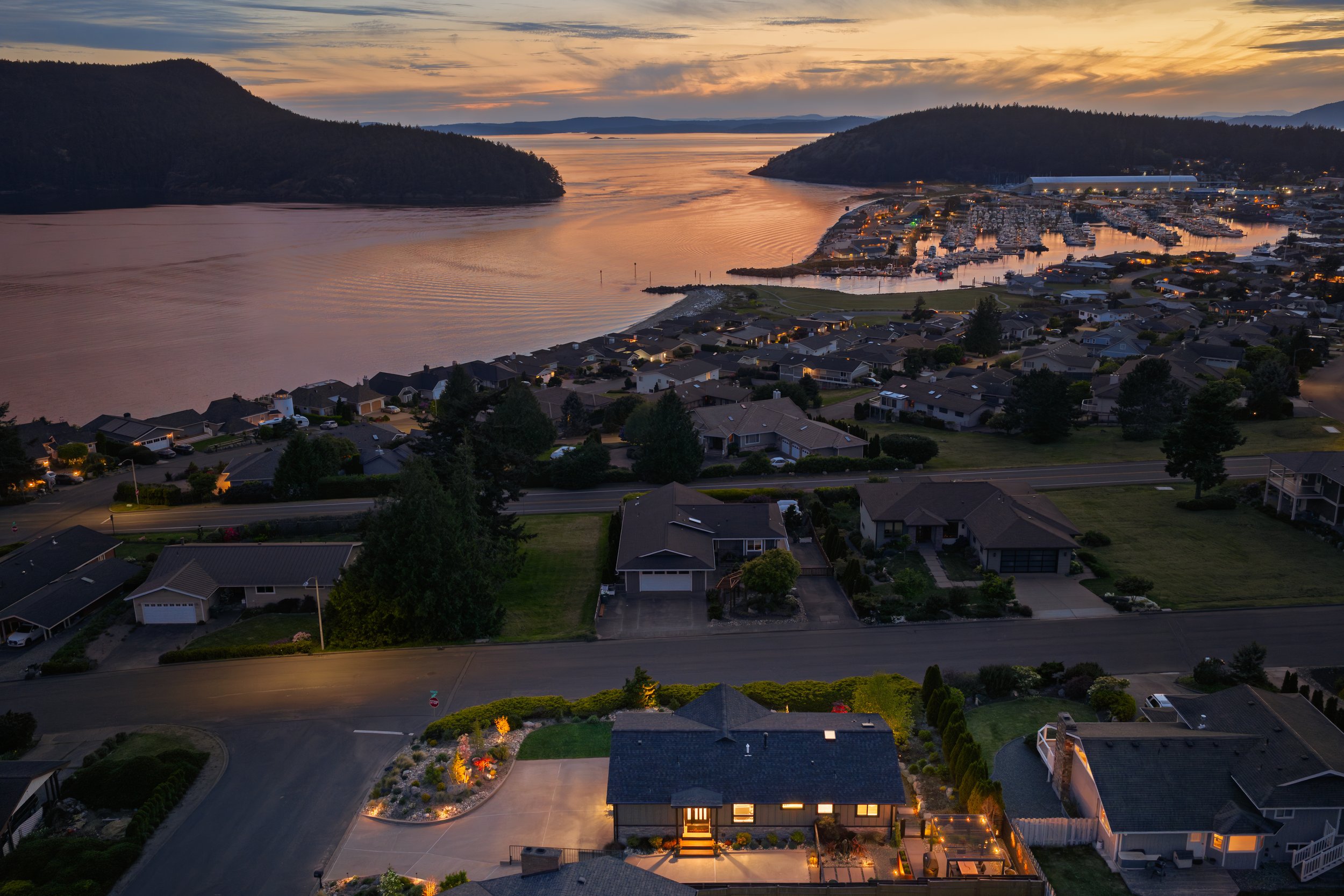 4708 Queen Ann Way-3.jpg