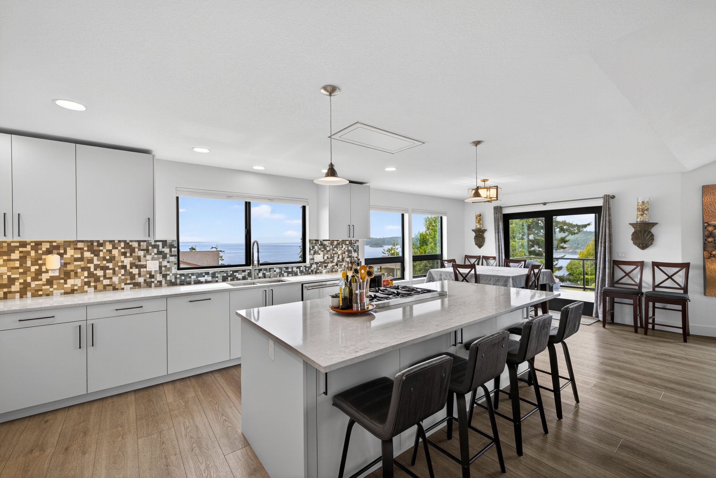4708 Queen Ann Way-34.jpg