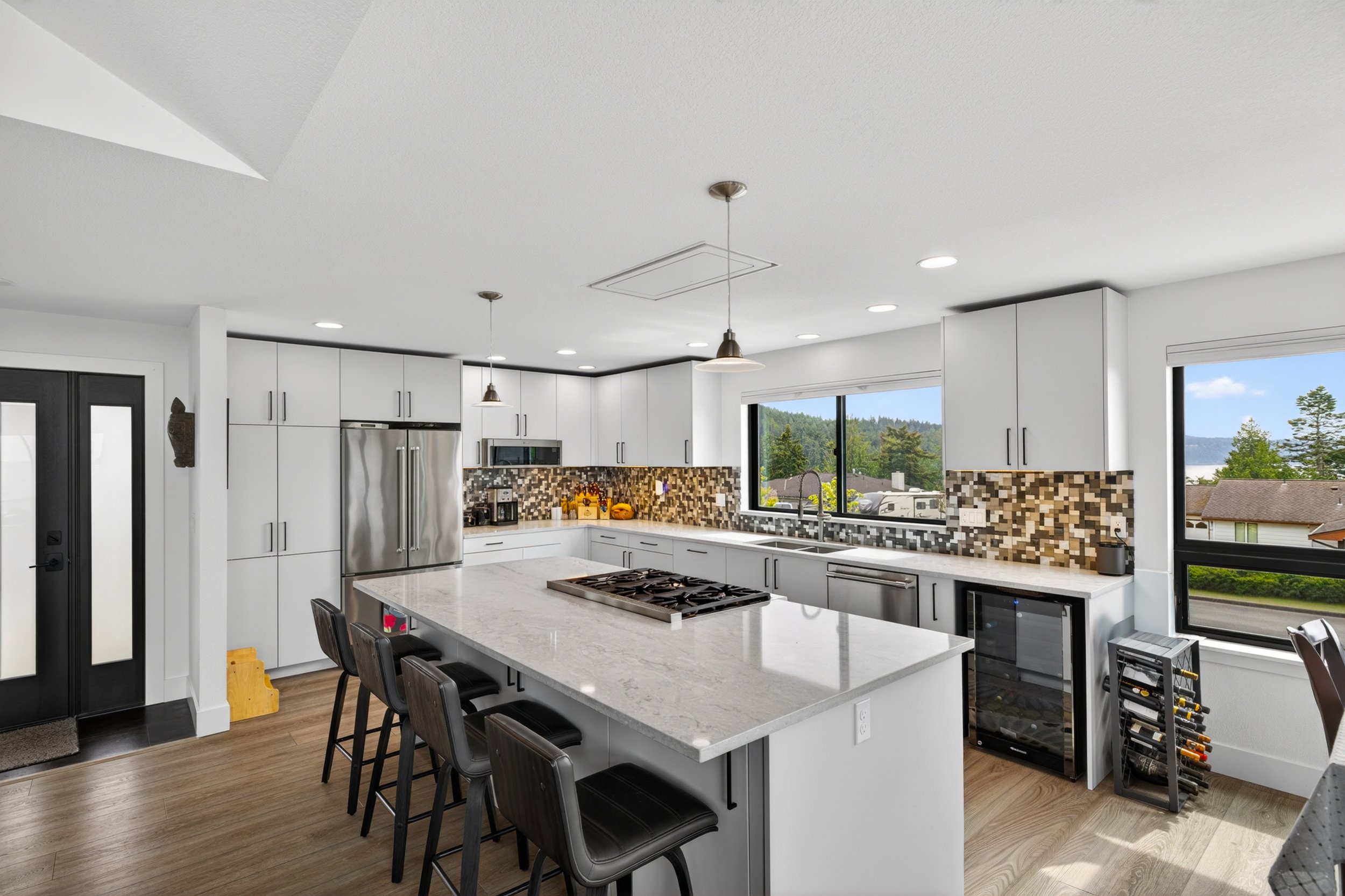 4708 Queen Ann Way-35.jpg