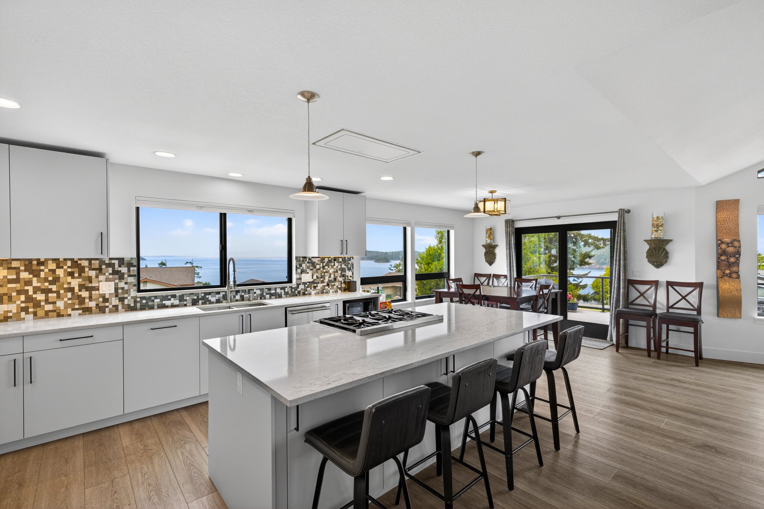 4708 Queen Ann Way-37.jpg