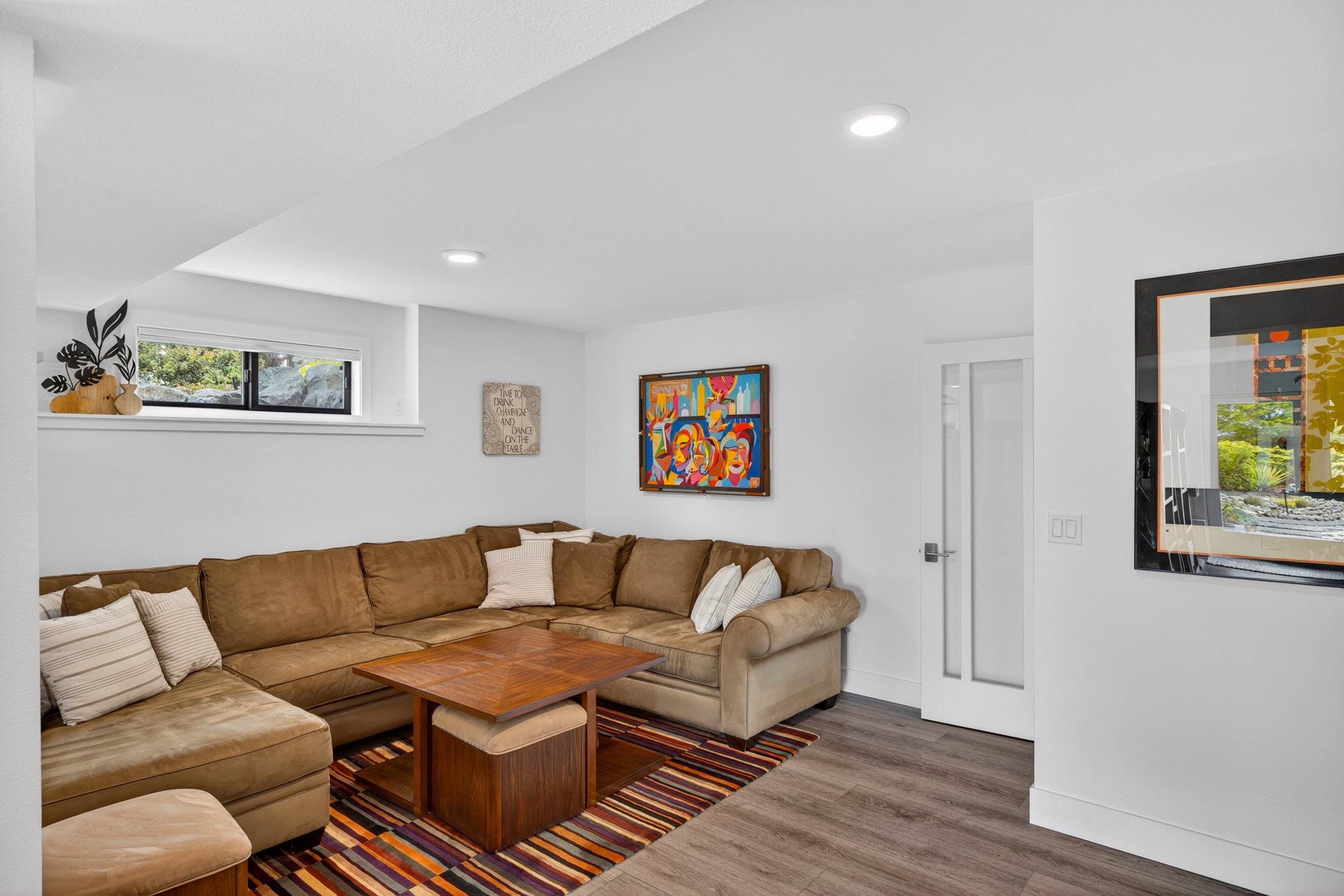 4708 Queen Ann Way-72.jpg