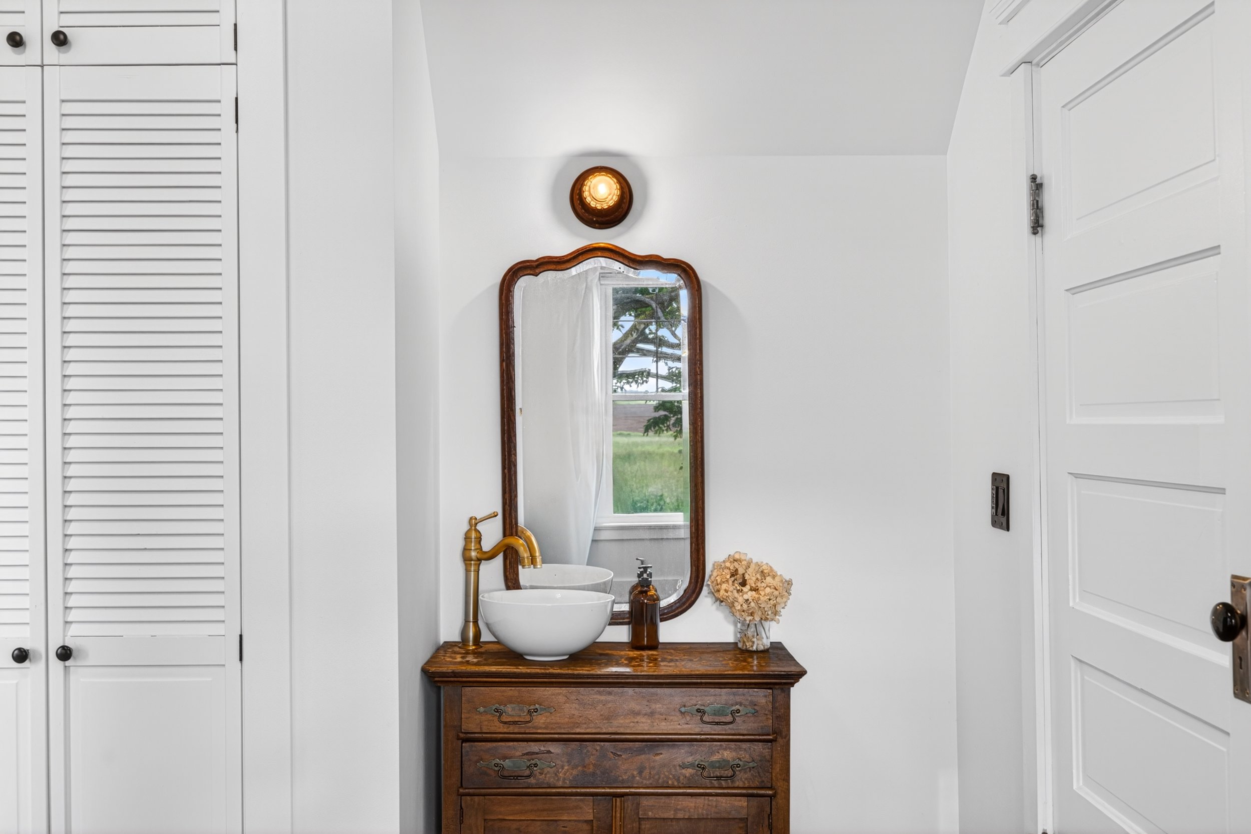 14419 T Loop Rd-41.jpg