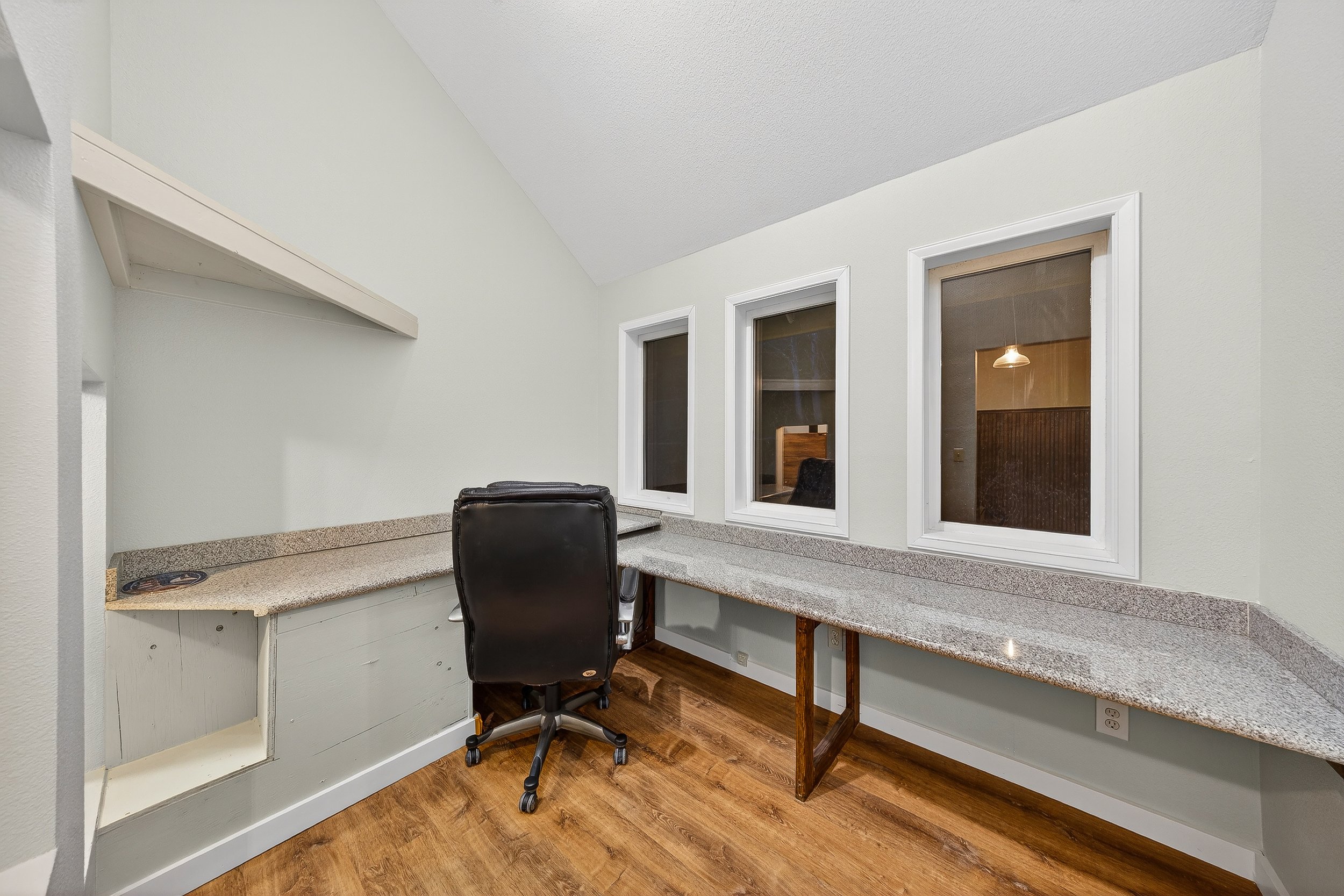 5972 Hastings Rd-104.jpg