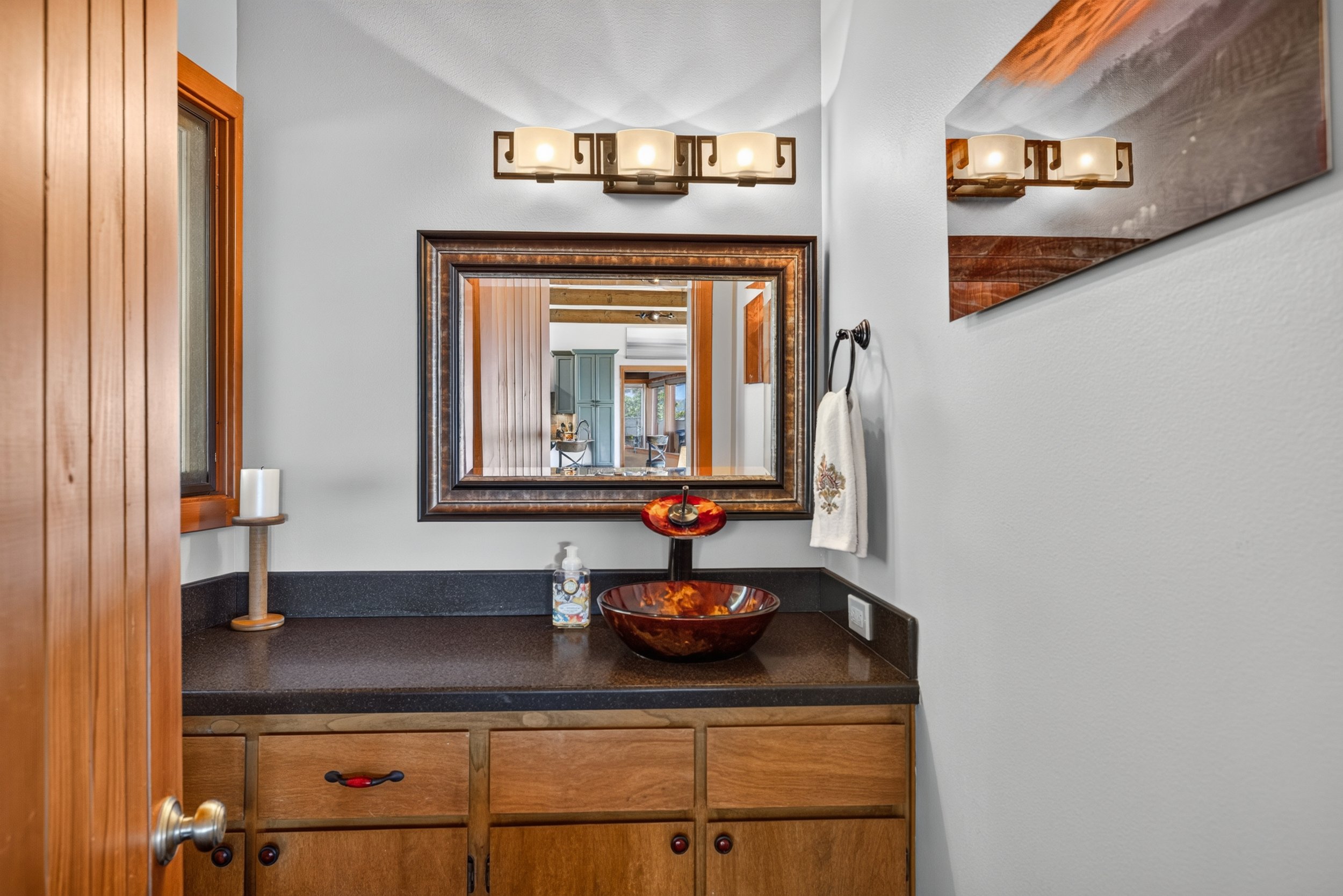14122 Ervine Rd-23.jpg