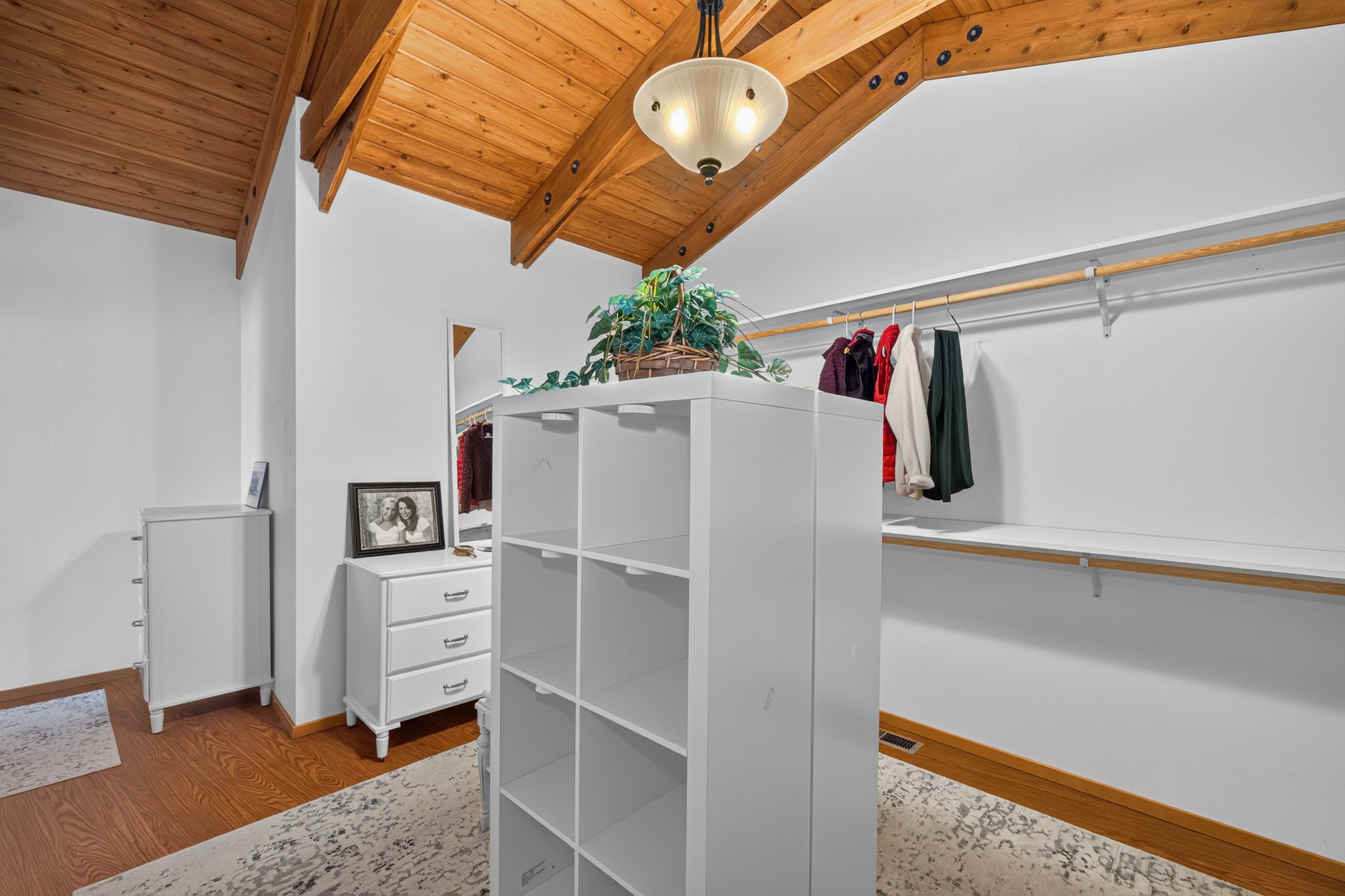 14122 Ervine Rd-33.jpg