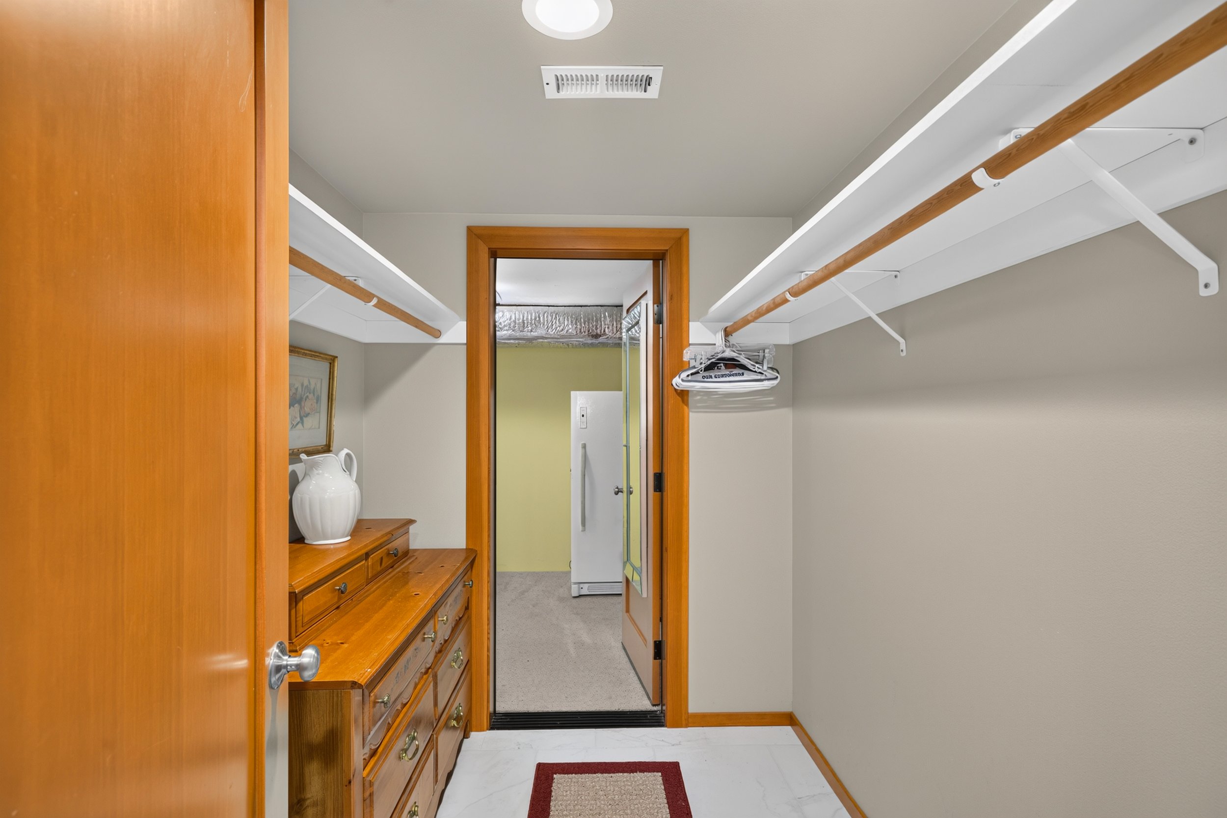 14122 Ervine Rd-47.jpg