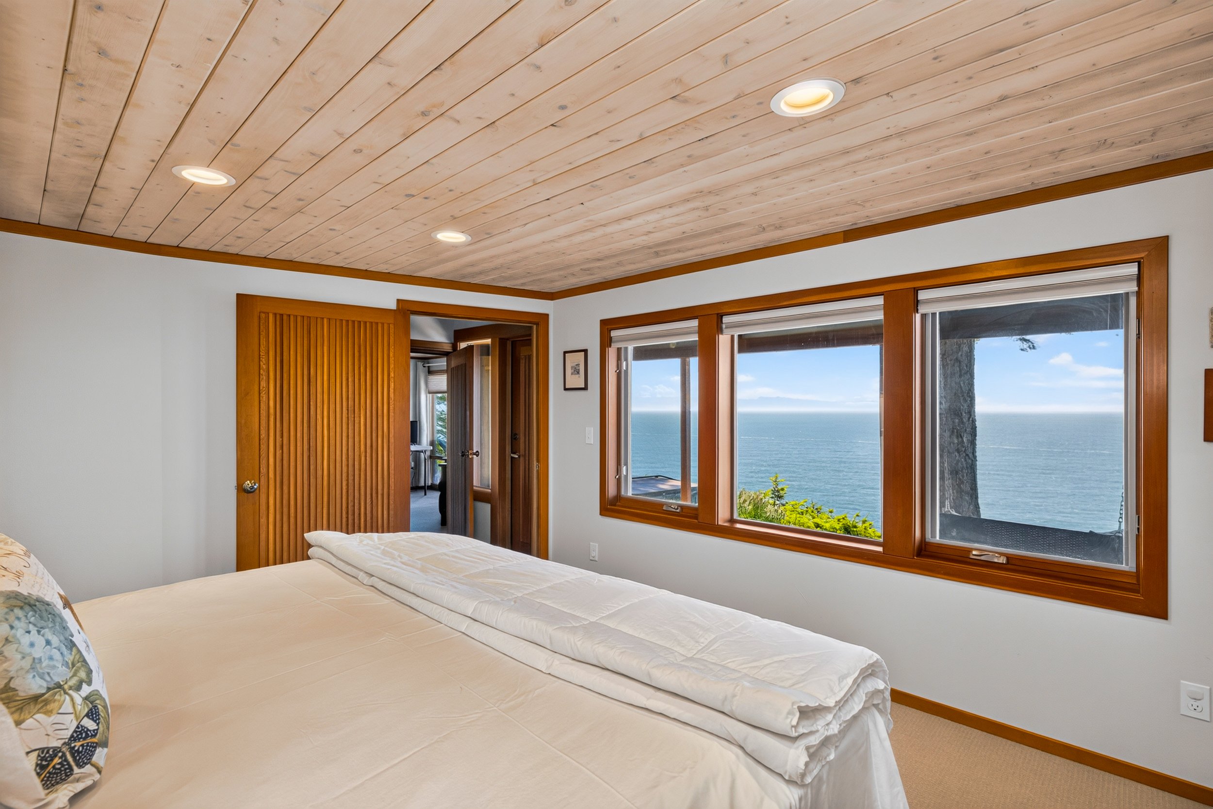 14122 Ervine Rd-50.jpg