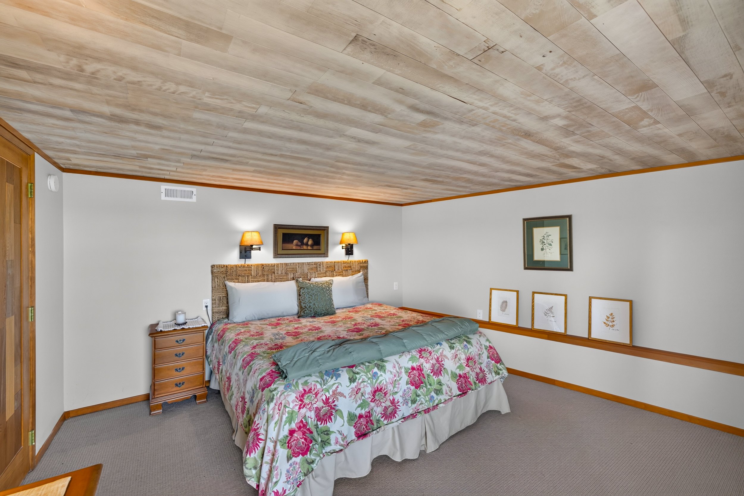 14122 Ervine Rd-59.jpg