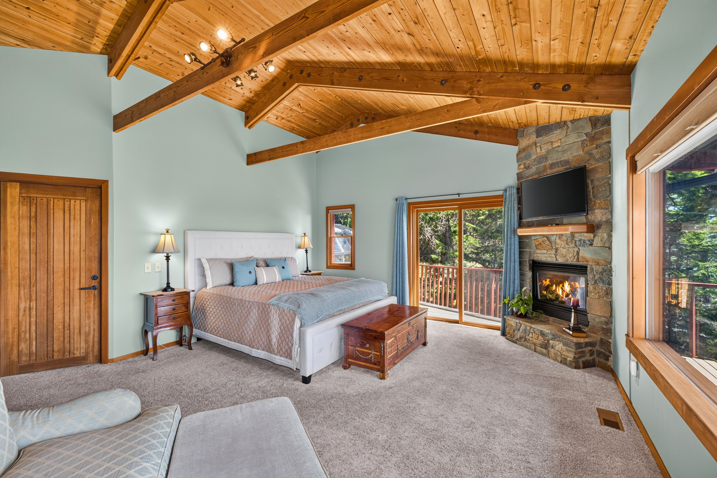 14122 Ervine Rd-95.jpg