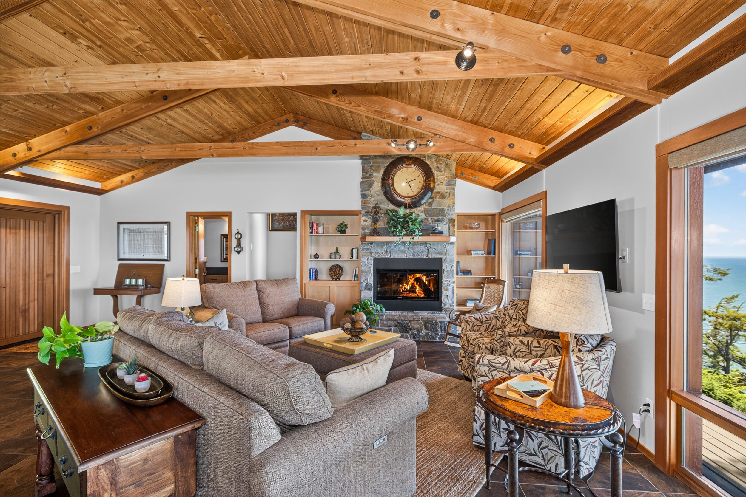 14122 Ervine Rd-97.jpg