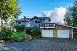 Whistle Lake, Anacortes WA - Gated Forest Living with Trail Access