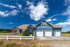 Why Oak Harbor Waterfront Locations Continue to Increase in Value