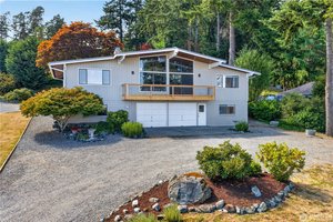 Why Location Remains the Most Important Factor in Oak Harbor Real Estate