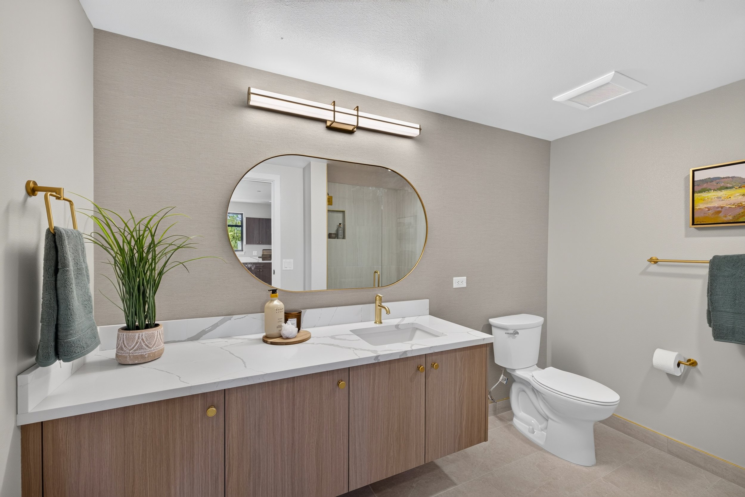 306 Center Street Unit 301 and 304-45.jpg