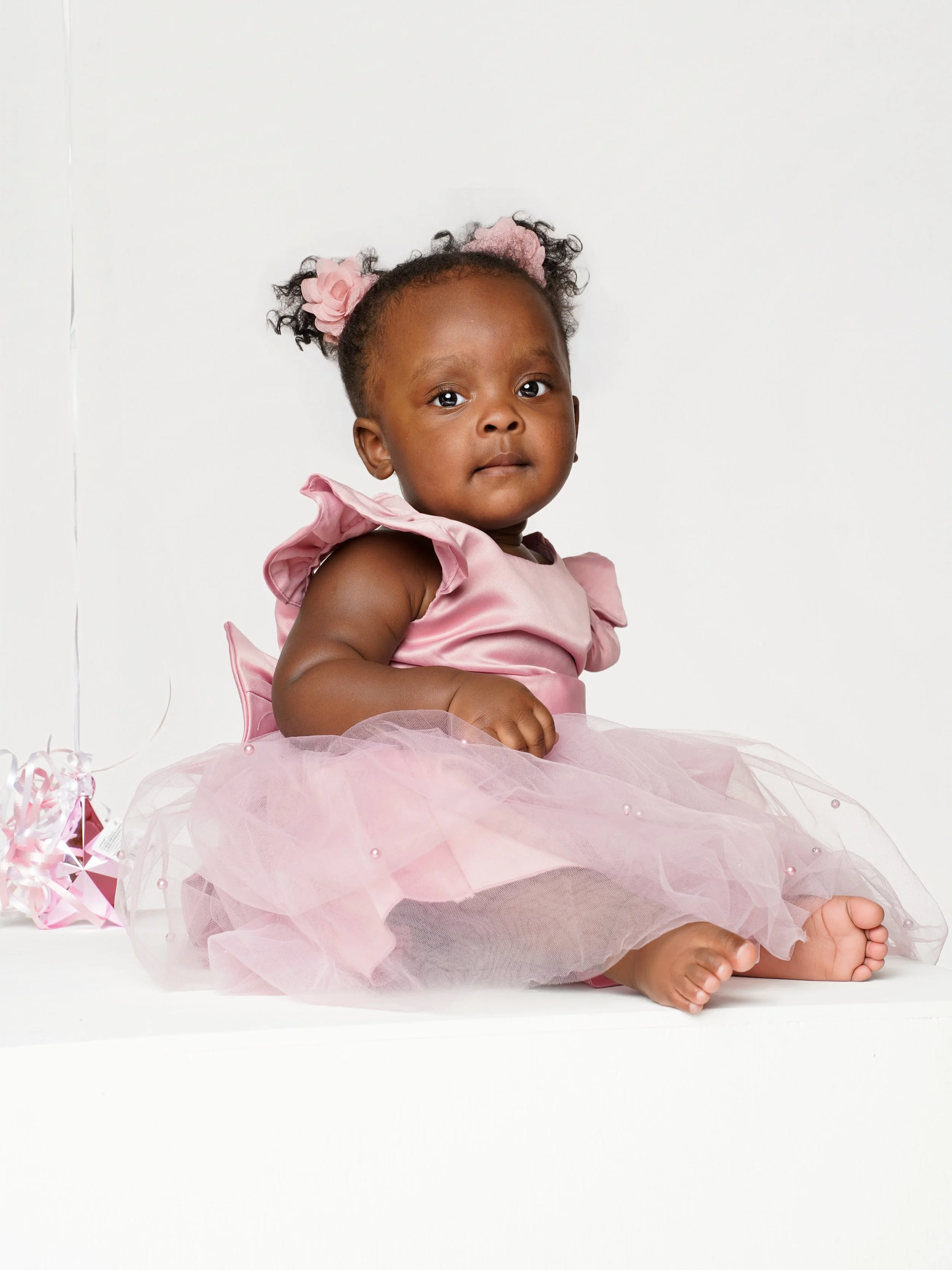 What a doll 😍🧁 happy 1st birthday!! #birthday #firstbirthday #sosweet #perfect #adorable