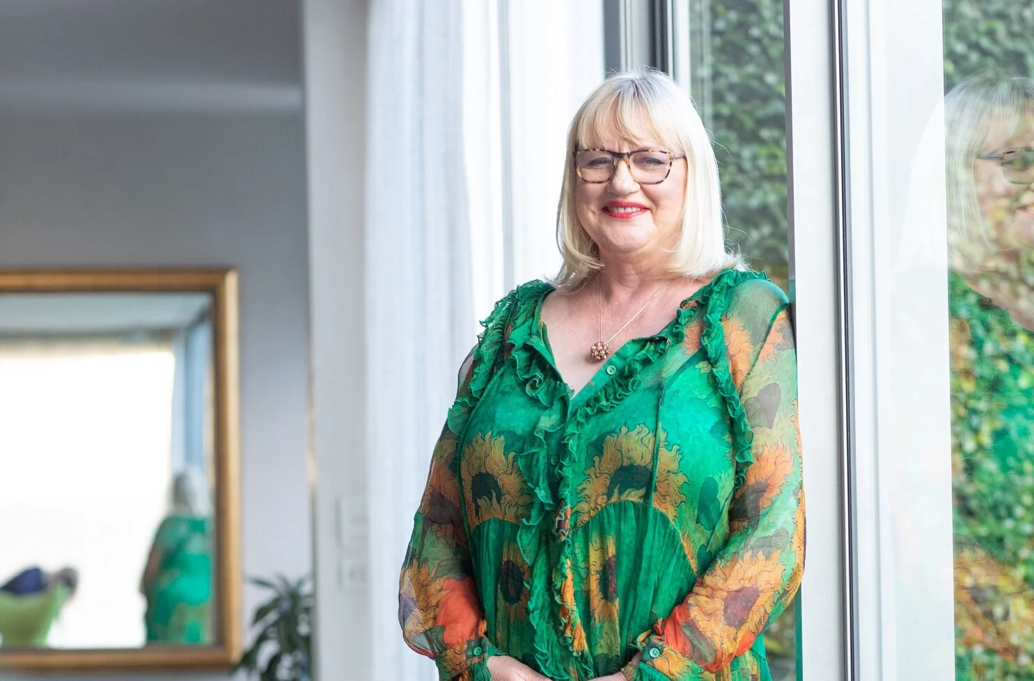 Bridging the two worlds of feminism and business  
