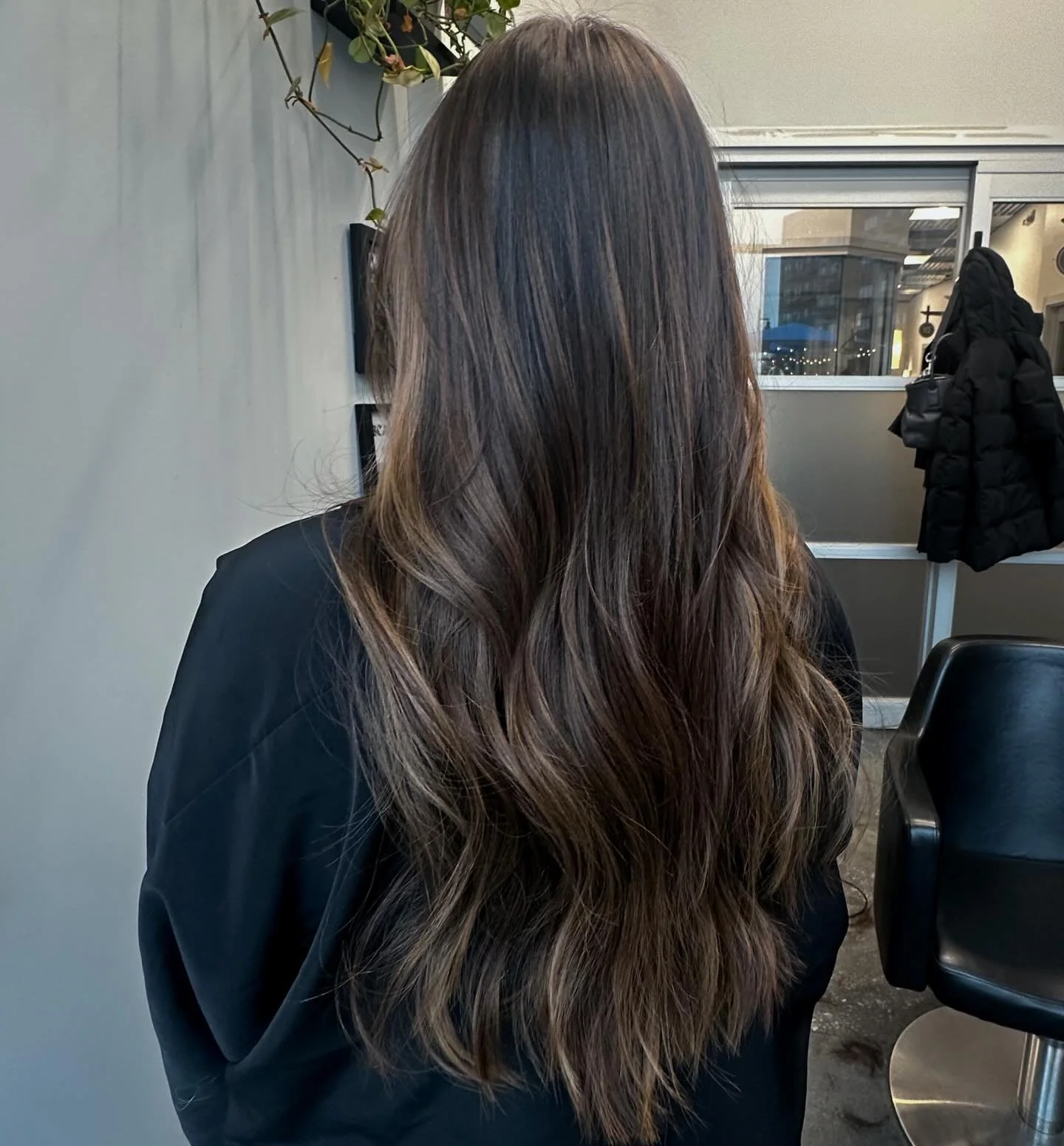 &ldquo;Subtle but not tooooo subtle&rdquo;

Almost every brunette in my chair 😂

I think we nailed it :)

Maintenance is 6 months (partial) 
She can come back in for a toner at the 3 month mark if she pleases (I don&rsquo;t enforce this- live ya lif