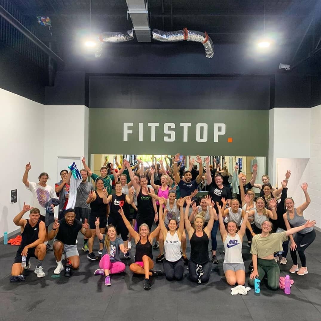 This morning's team getting it done! 💪  @fitstop_salisbury