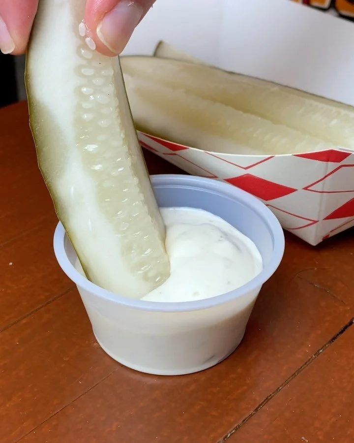 Don&rsquo;t forget a side of pickles with your next order of our KFC chicken! 😉🥒🔥 #michindak