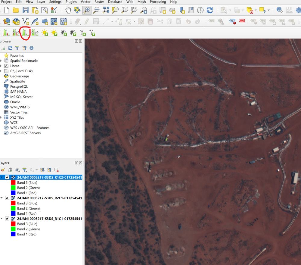 QGIS & Maxar satellite images.