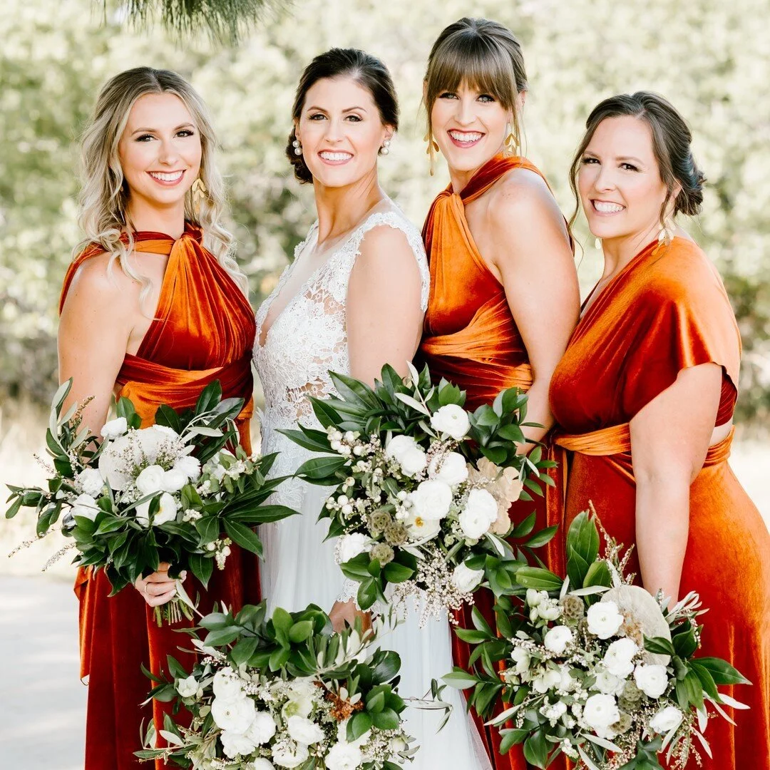 Still swooning over these bridesmaid dresses π§‘