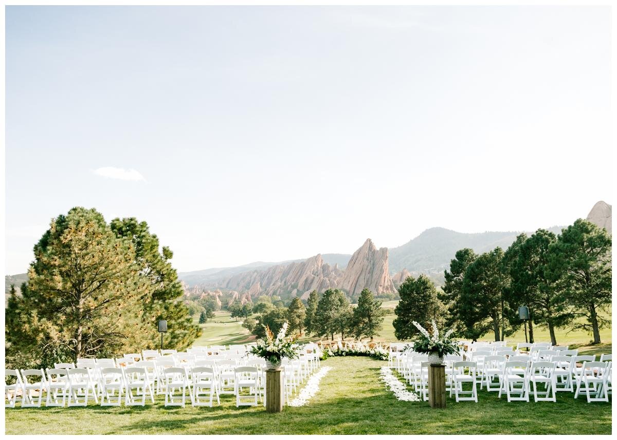 Arrowhead golf course wedding venue in littleton | colorado wedding photographer | Emily &amp; Matthew
