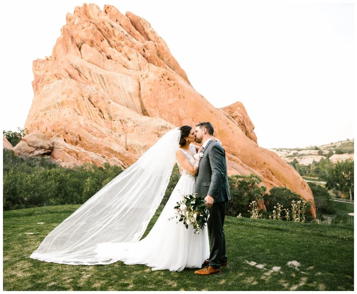 Arrowhead golf course wedding venue in littleton | colorado wedding photographer | Emily &amp; Matthew