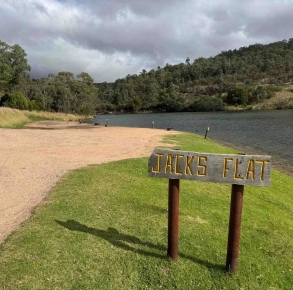 JACKS FLAT - SITES 40 TO 44 - LAST MINUTE CANCELLATION - AVAILABLE THIS WEEKEND!

Due to a last minute cancellation, one of our most popular waterfront campsites No.40 to No.44 at Jacks Flat have become available this weekend from today Friday 31 Oct