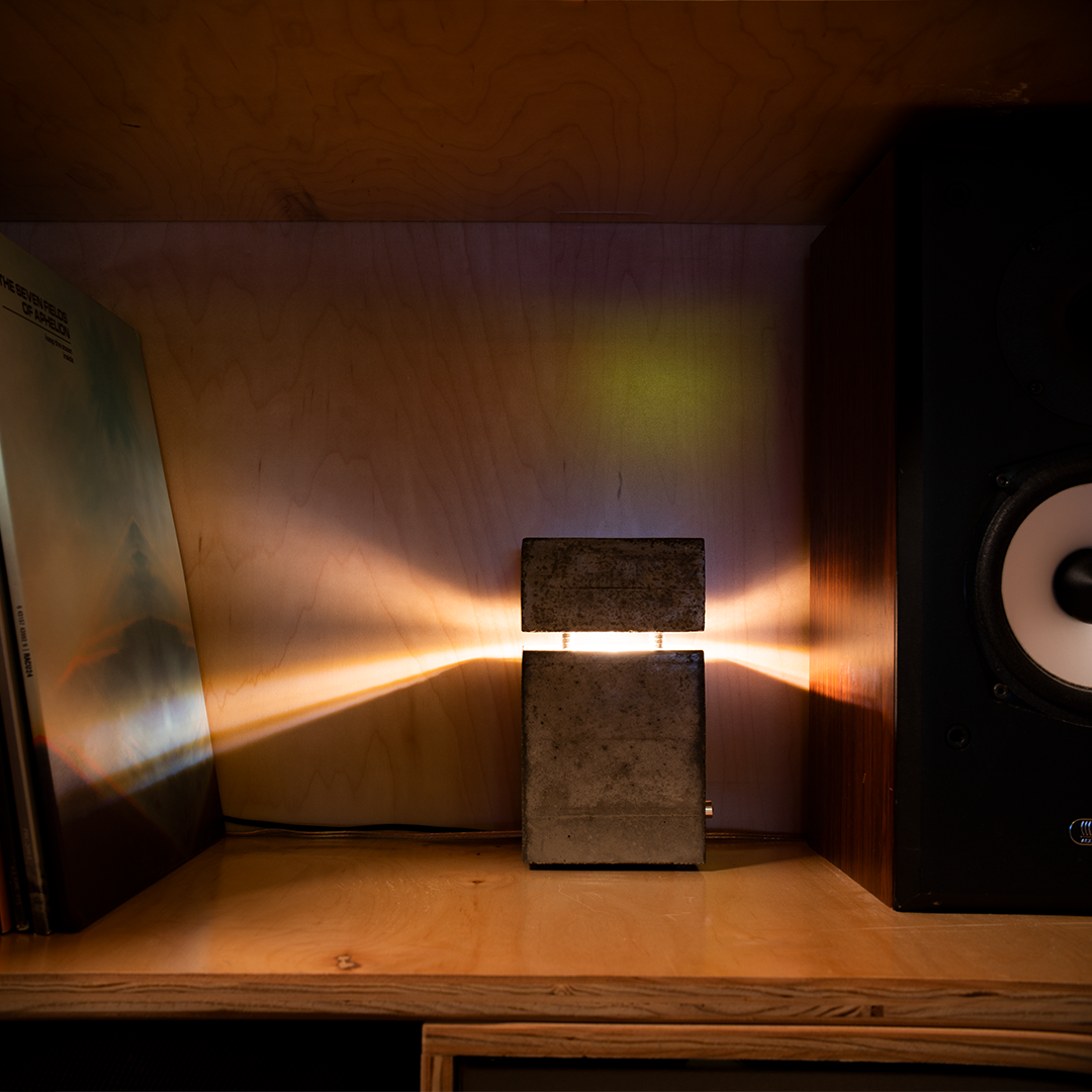 monolith_productShot__01.png