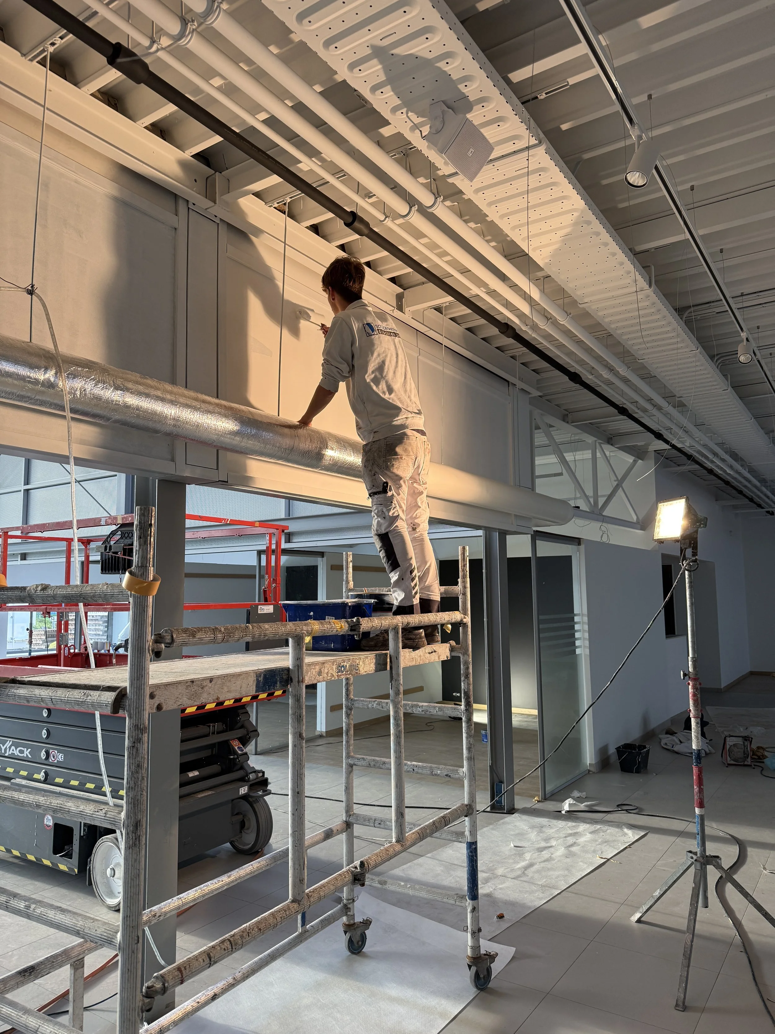 Schilderwerken Drachten BV - Van den Brug Garage