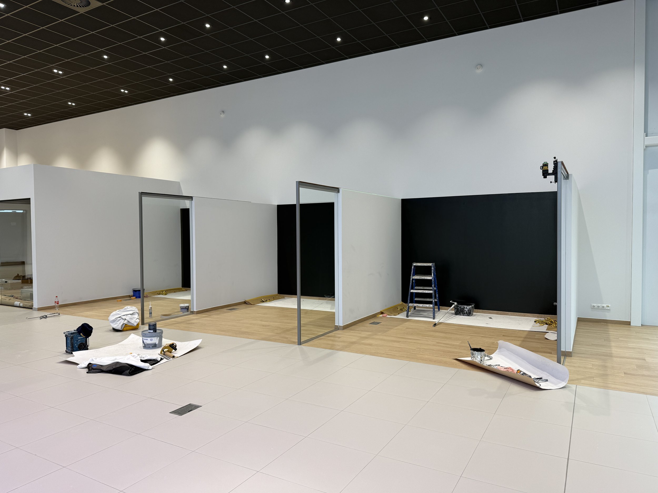 Schilderwerken Drachten BV - Van den Brug Garage