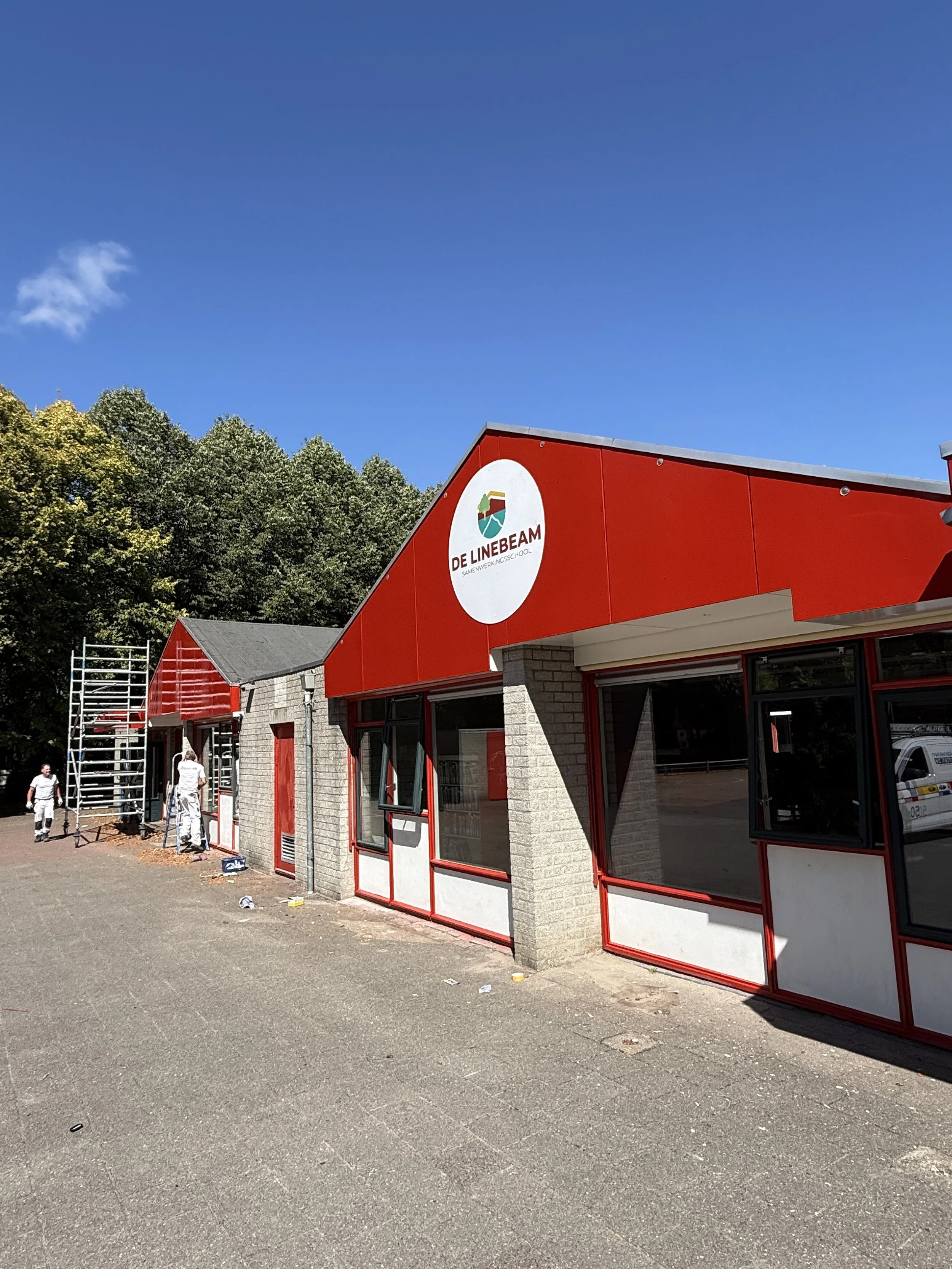 Buitenschilderwerk basisschool "De Linebeam" Drachten