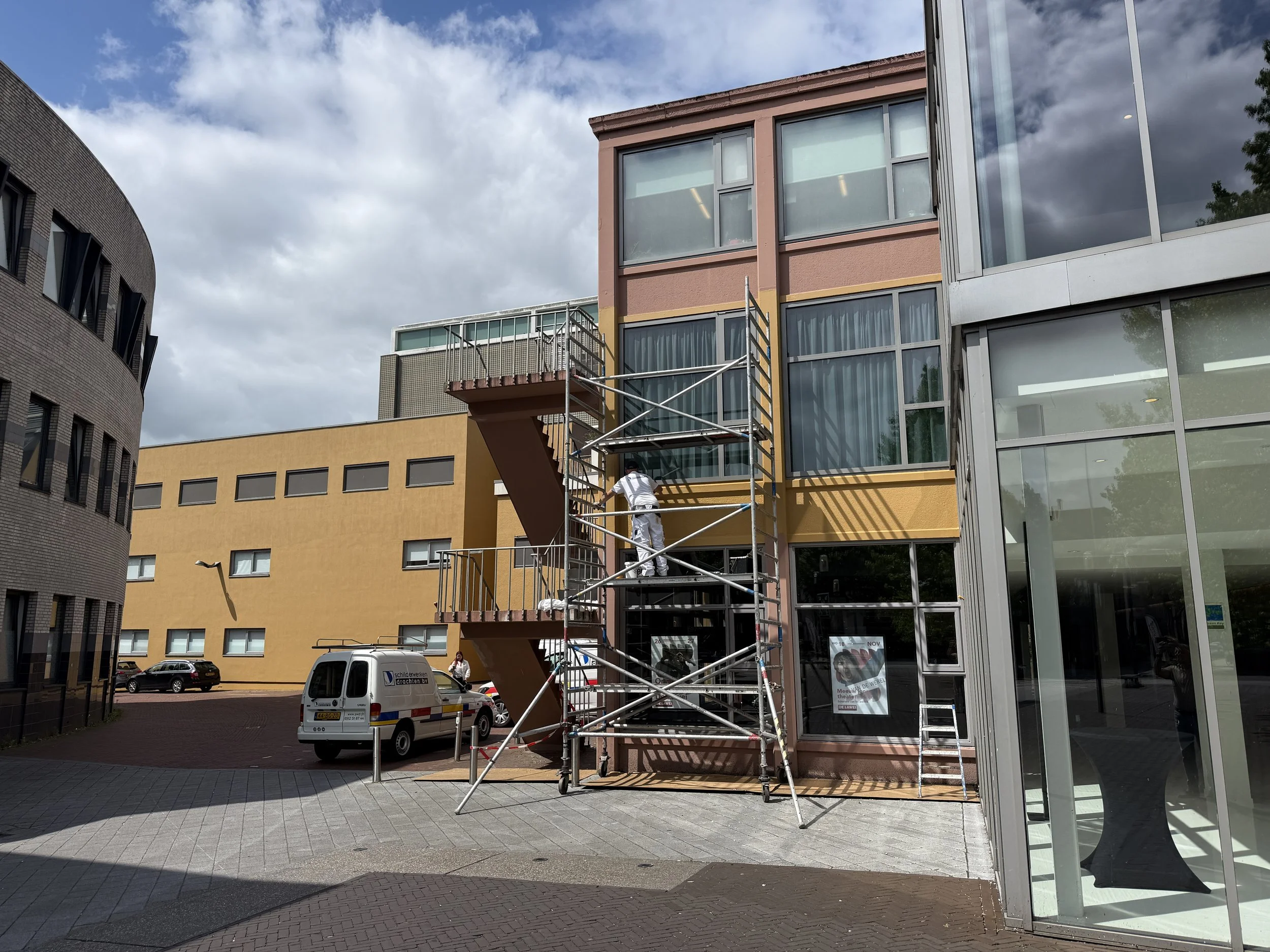 Buitenschilderwerk gevelmuren De Lawei Drachten