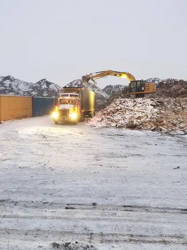 Excavator trailer Load.jpg