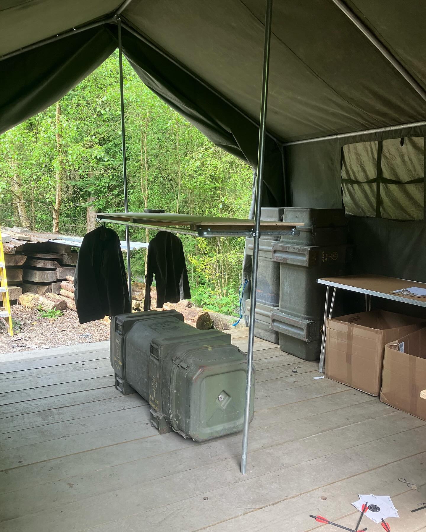 Getting the old 12x12 fitted out ready for the upcoming visit to @thebushcraftshow it will be packed out with #prepping , #survival and #bushcraft supplies . Get 15% off tickets with code TBS15
#wildcampinguk #wildcamping #bugout #midwales #cambrianm