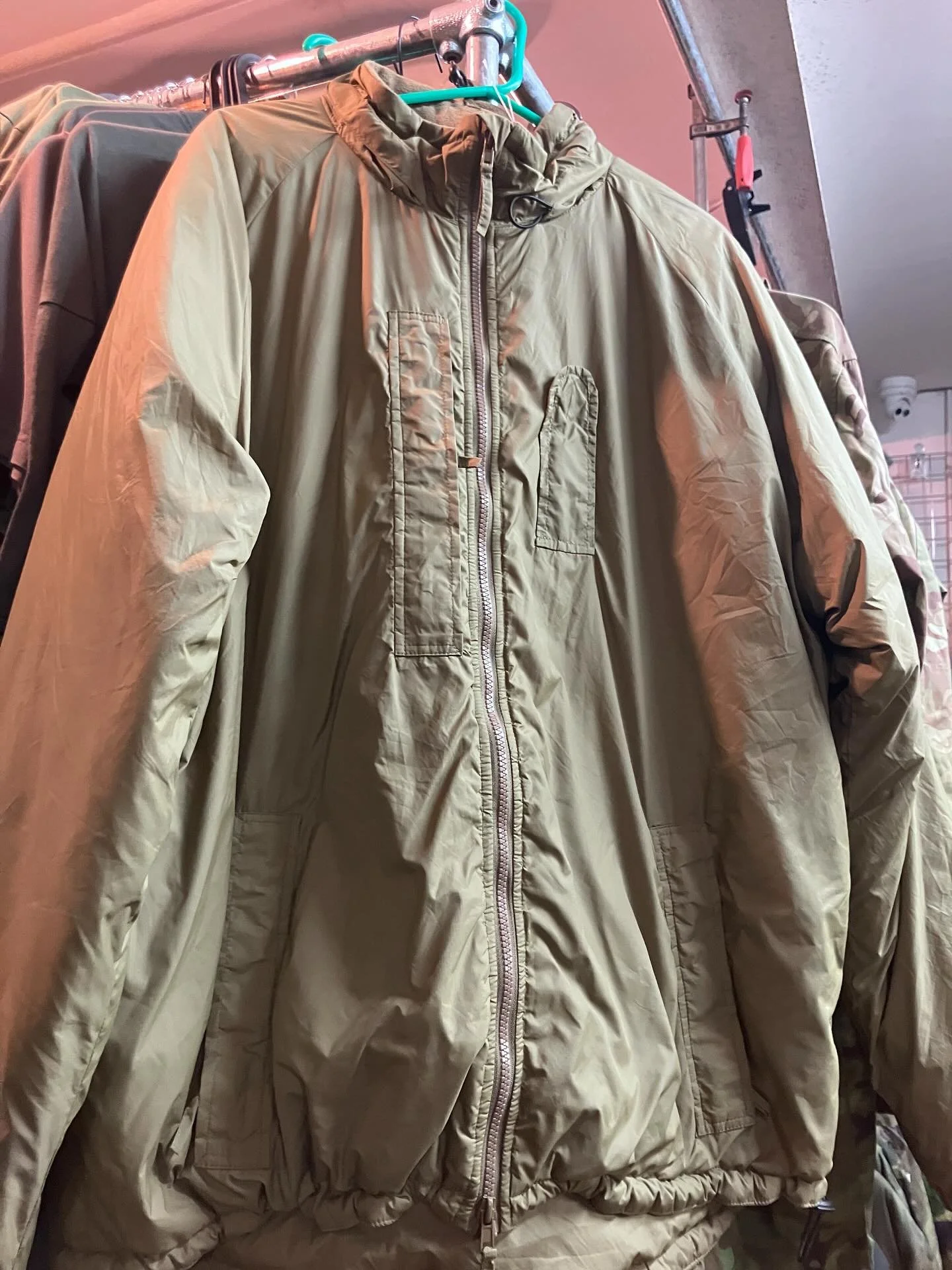 ‼️BACK IN STOCK‼️ #britisharmy softie Jackets and trousers plus MTP wind proof smocks. Available single buy or wholesale packs. Best prices in the UK

#wildcampinguk #wildcamping #bugout #midwales #cambrianmountains #shtf #survival #survivalgear #eme