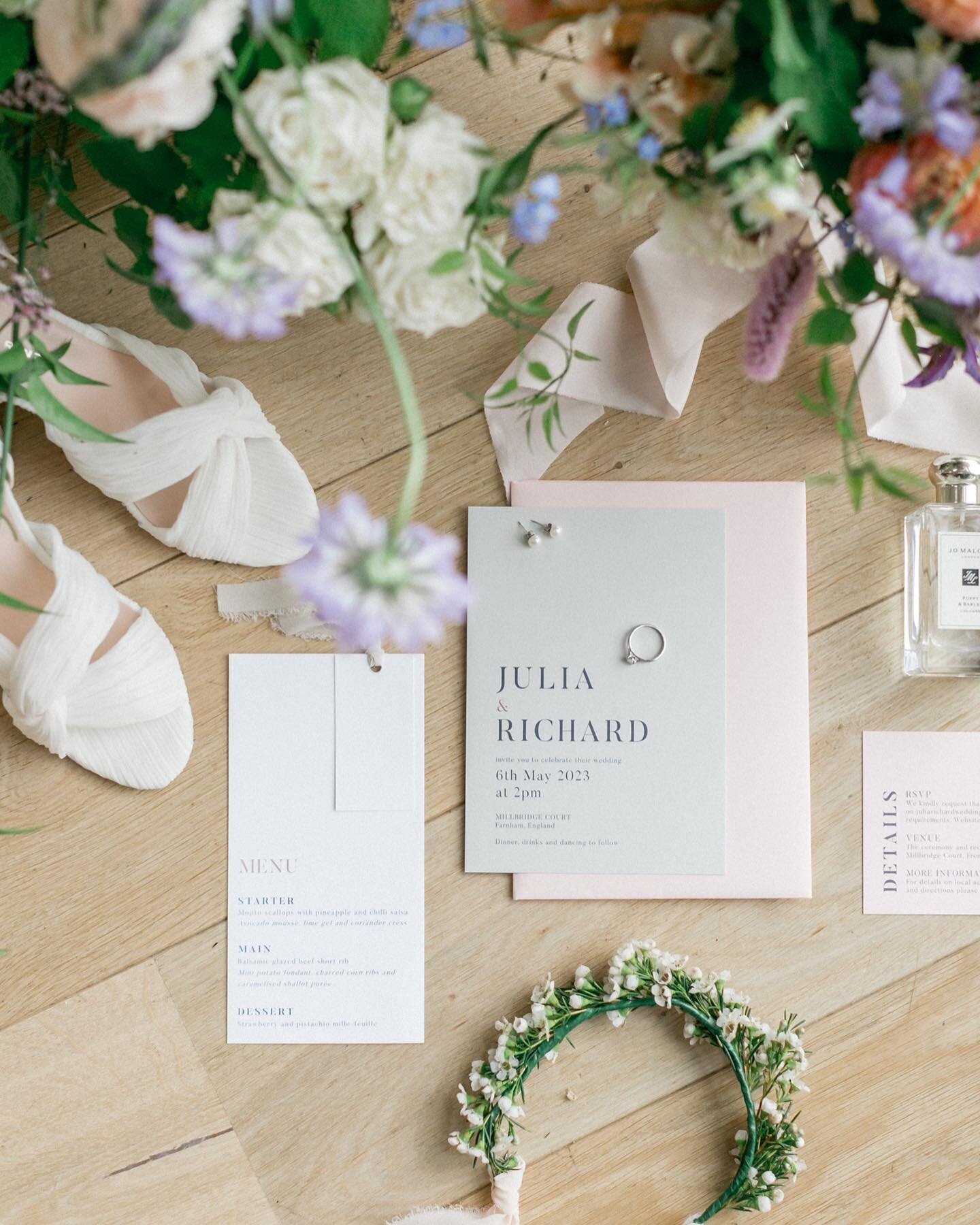 🤍Details🤍

Capturing the beautiful pastel bridal flowers, bespoke stationery and personal bride details on the morning of the wedding. Our first wedding of the year for J&amp;R, on the same day as the coronation. 

🌸 @poppywildfloral 
📸 @philippa