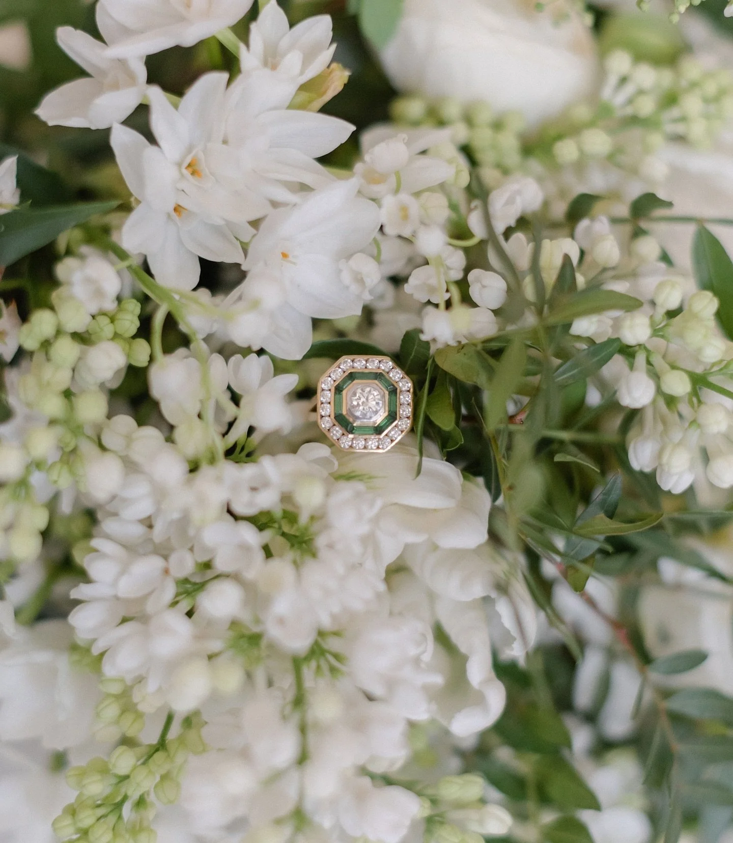 💍Engagement💍

Hello 2025 💫. Congratulations to everyone that got engaged over the festive period. Time to start thinking about your wedding plans. First things first - location, date, number of guests and initial budget. 

Are you looking for a we