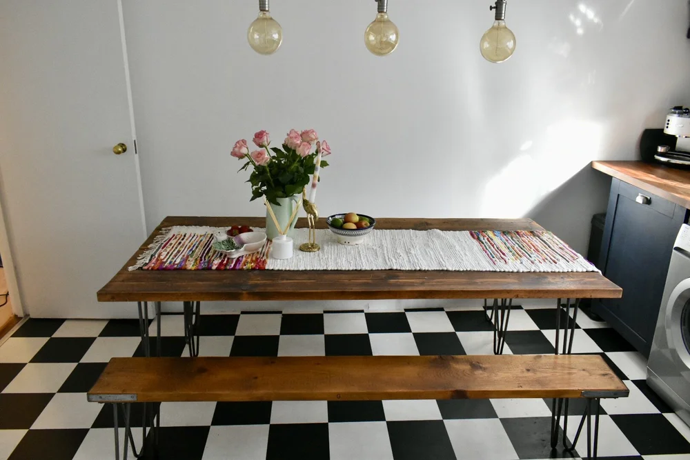 Lino chequerboard flooring in the kitchen