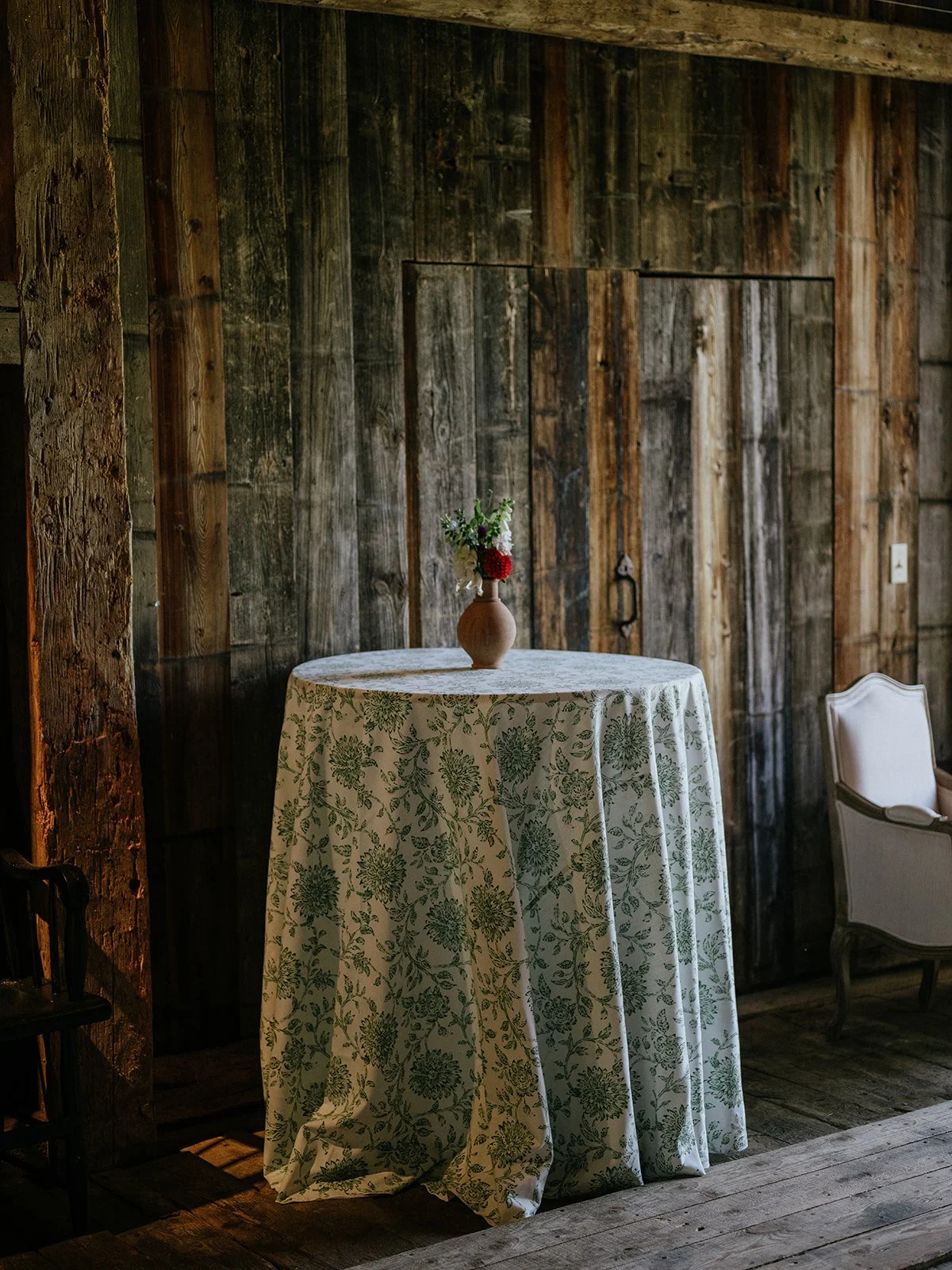 romantic-rustic-farm-wedding-welcome-party-in-vermont-24.jpg