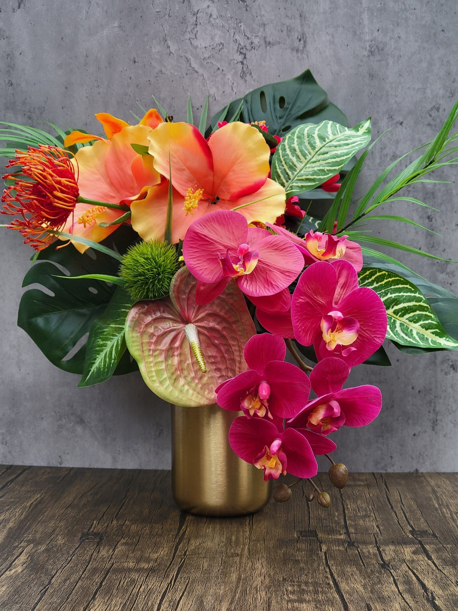 tropical floral centerpiece