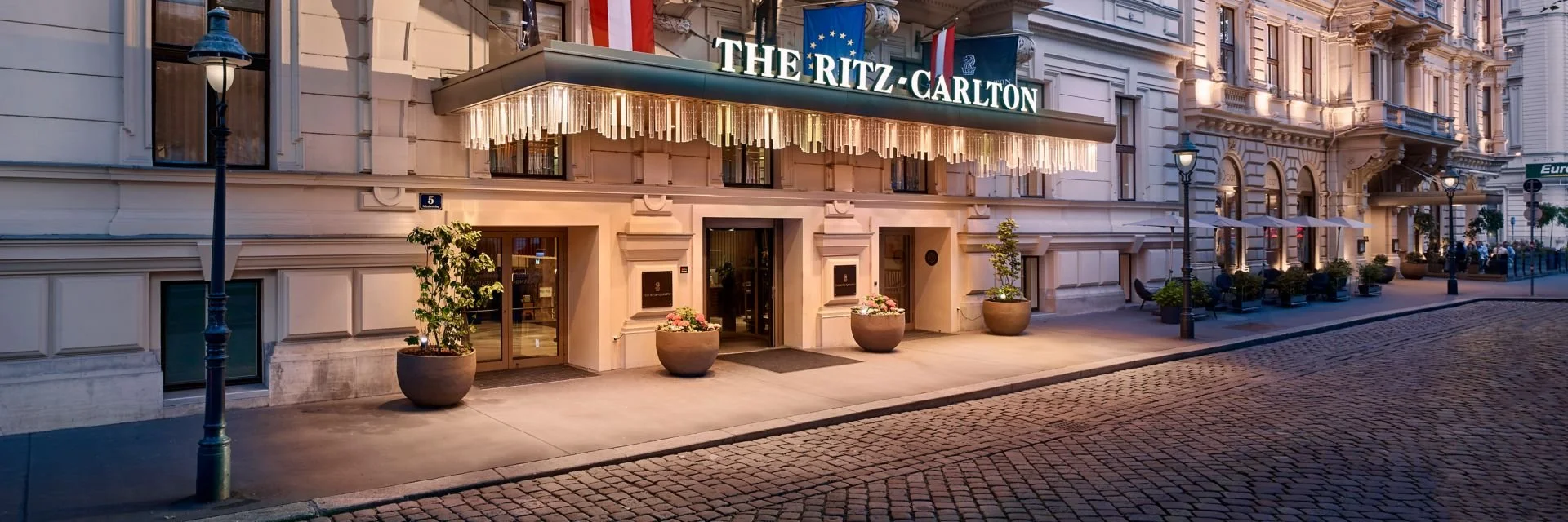 Puttin’ on the Ritz - Viertes 5* Hotel für A2K