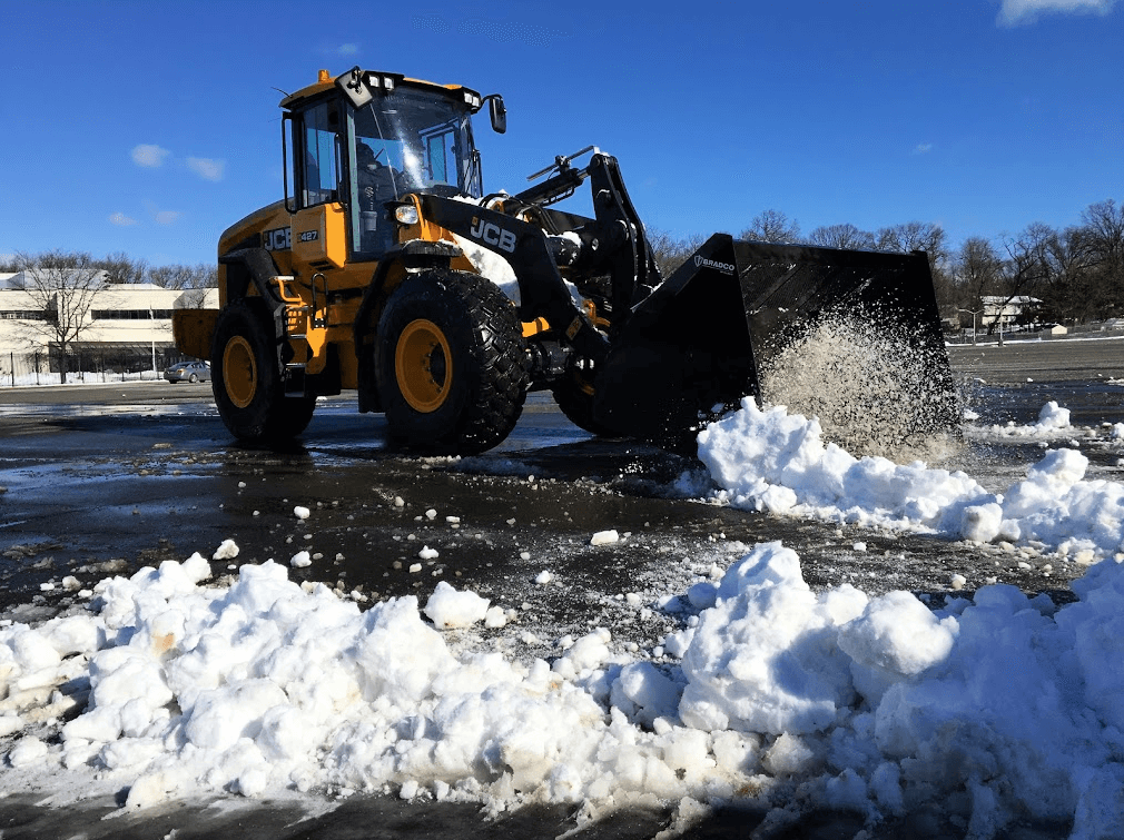 JCB Wheel Loader Clearing Snow in New Jersey with SnowX.png