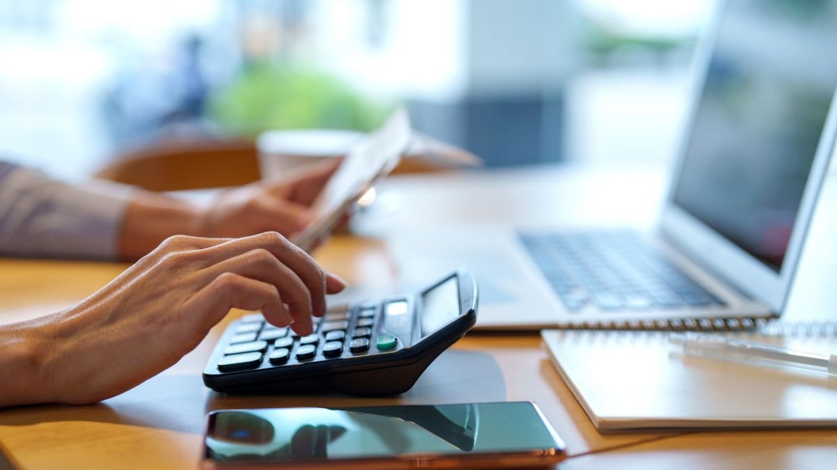 Liminar veda IR sobre dividendos de empresa no Simples